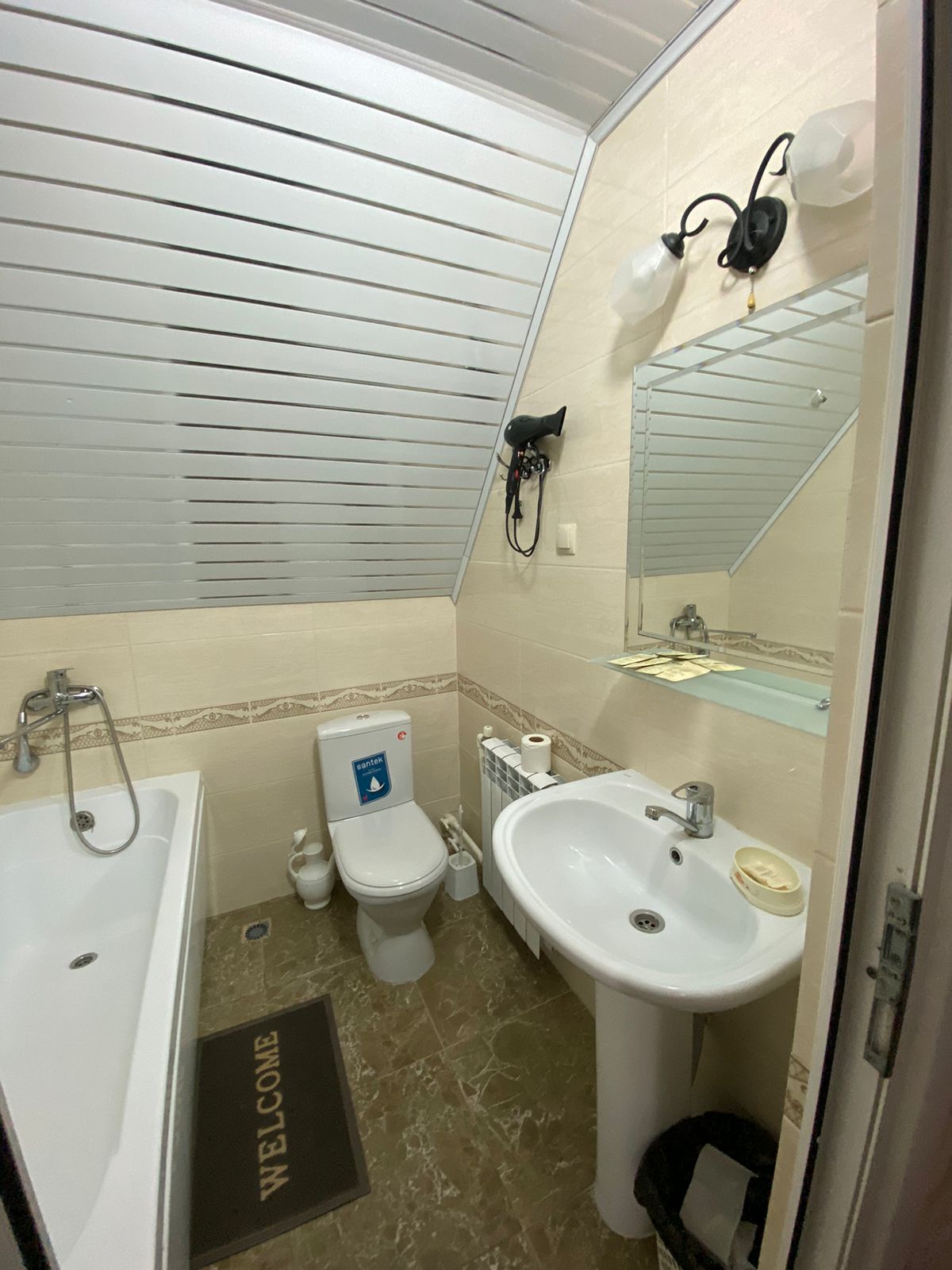 Двухместный номер с 1 кроватью и видом на горы