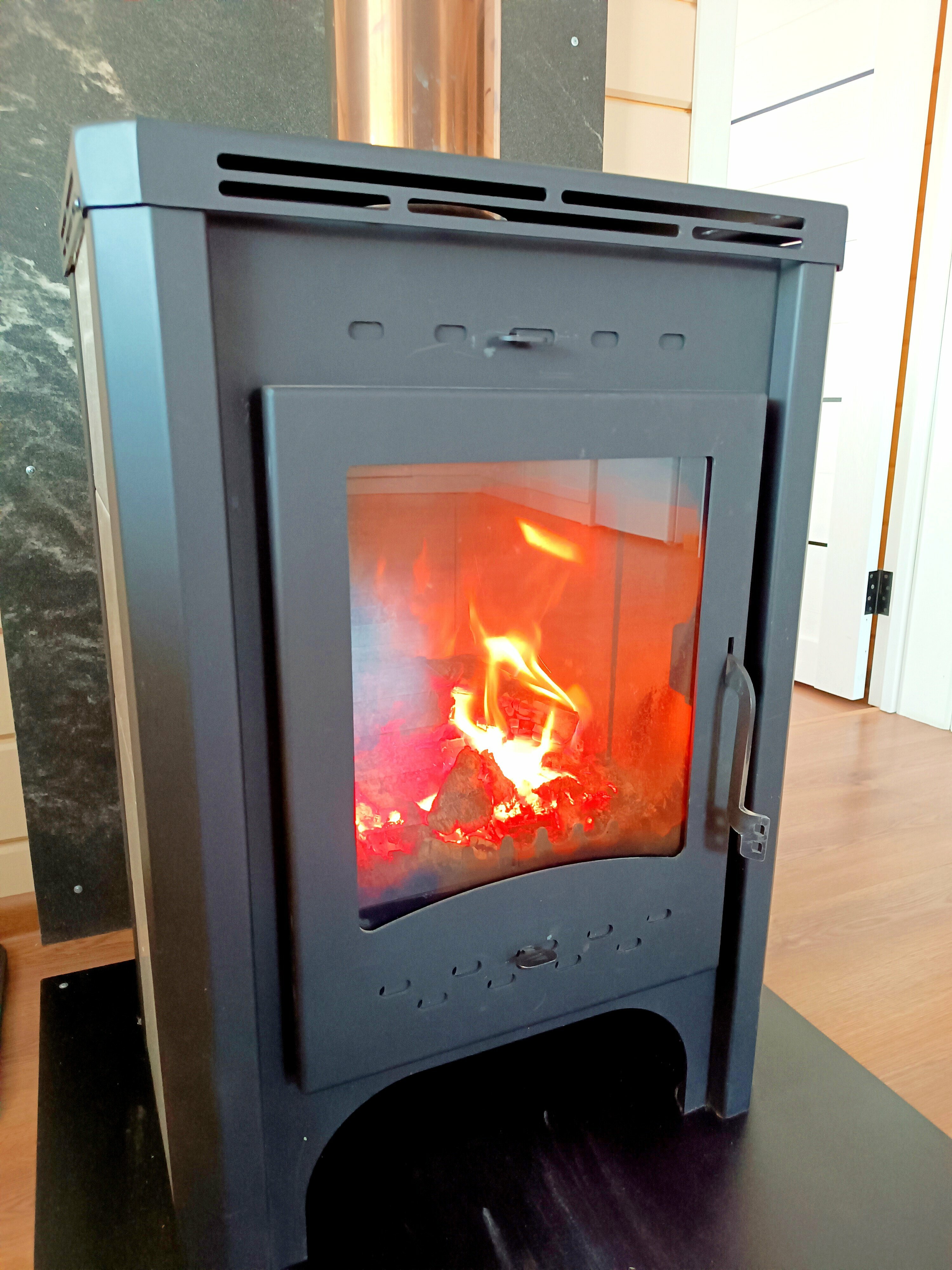 Коттедж с сауной с видом на озеро