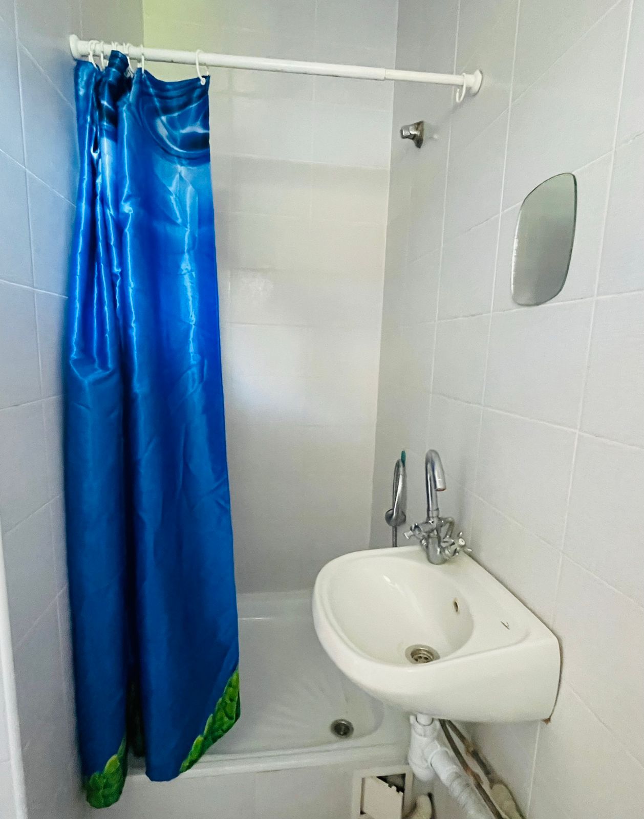 Семейный номер с душем