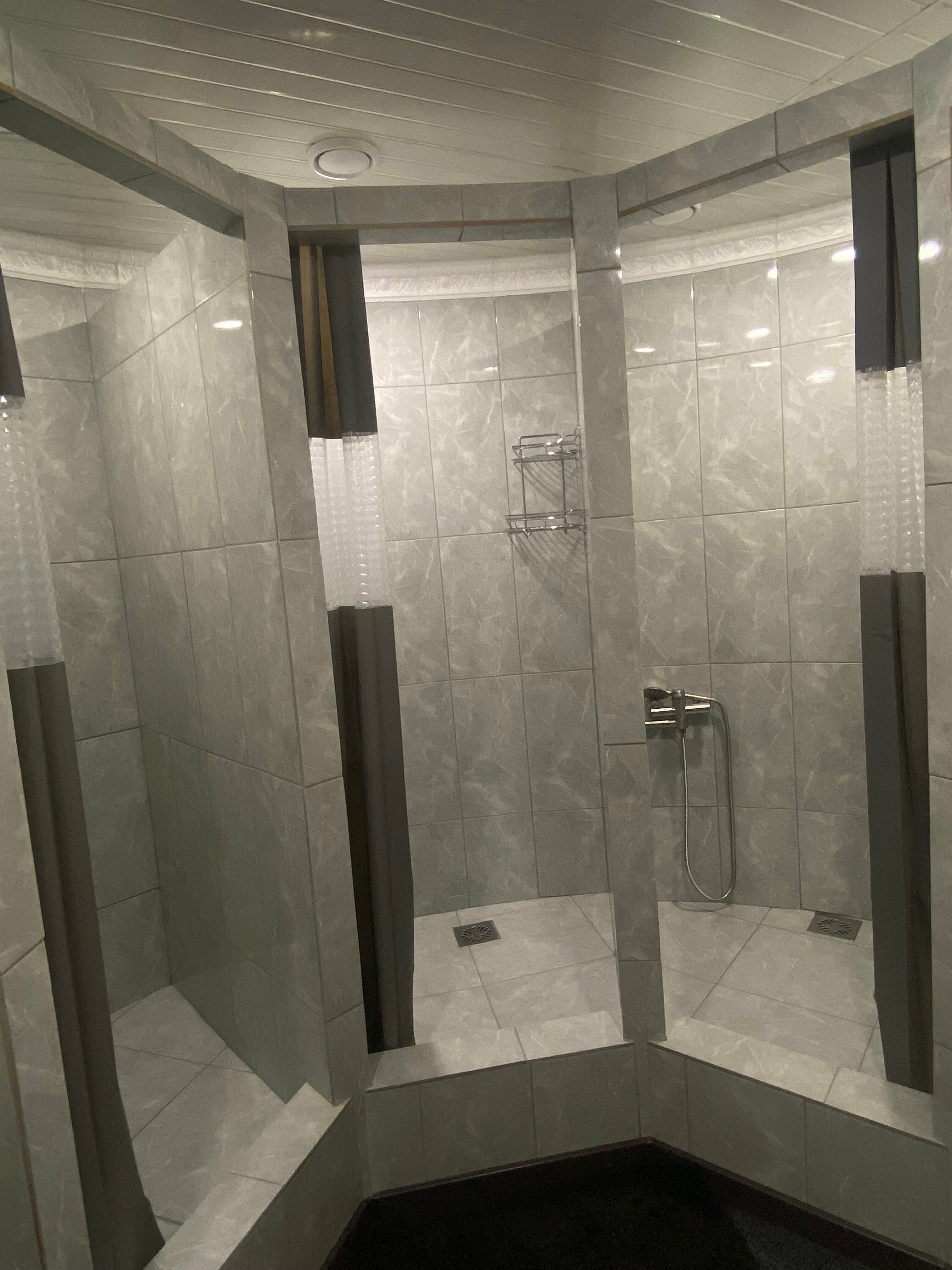 10-местный общий номер для женщин