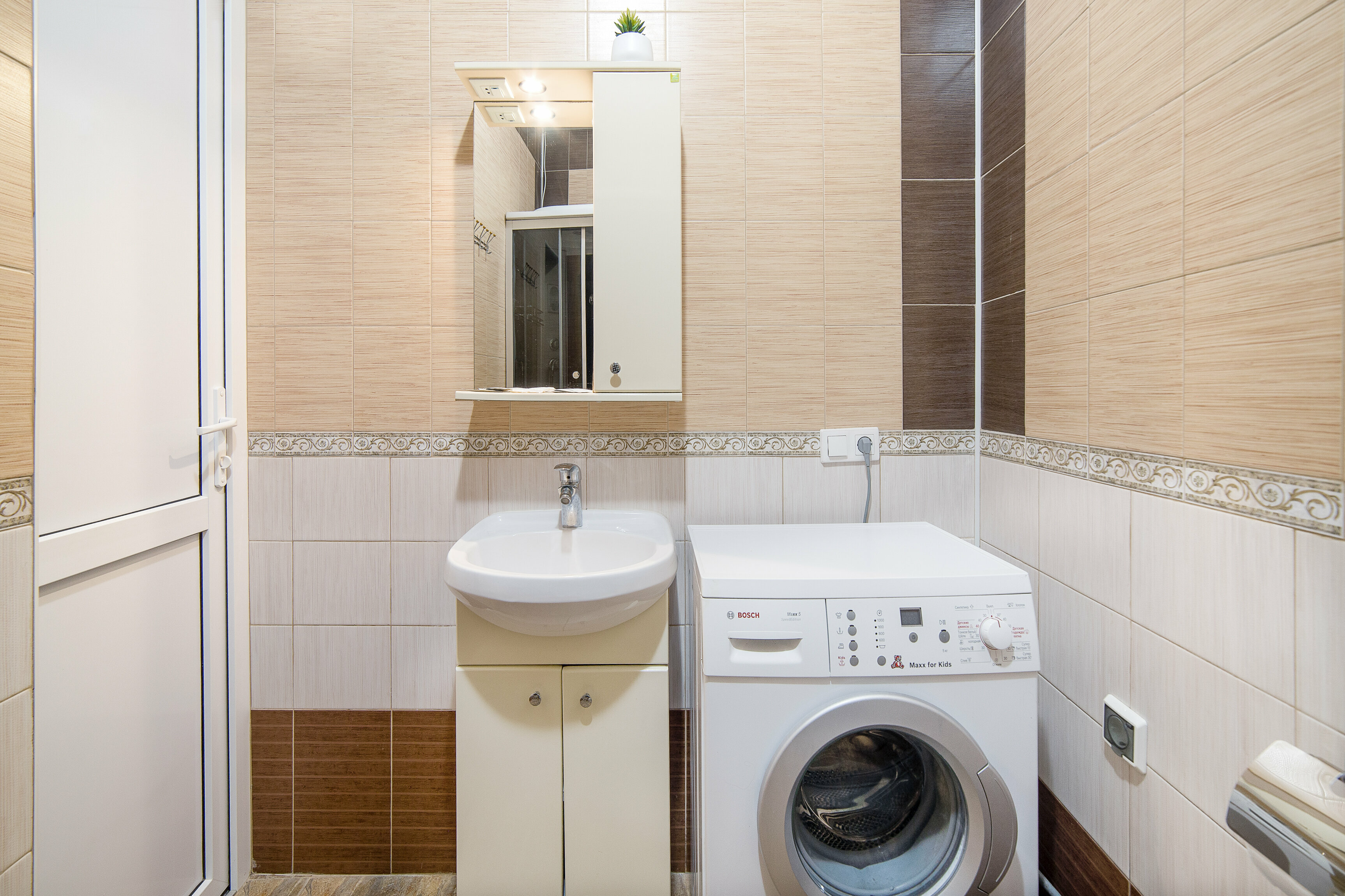 Двухместный номер с 1 кроватью и видом на бассейн