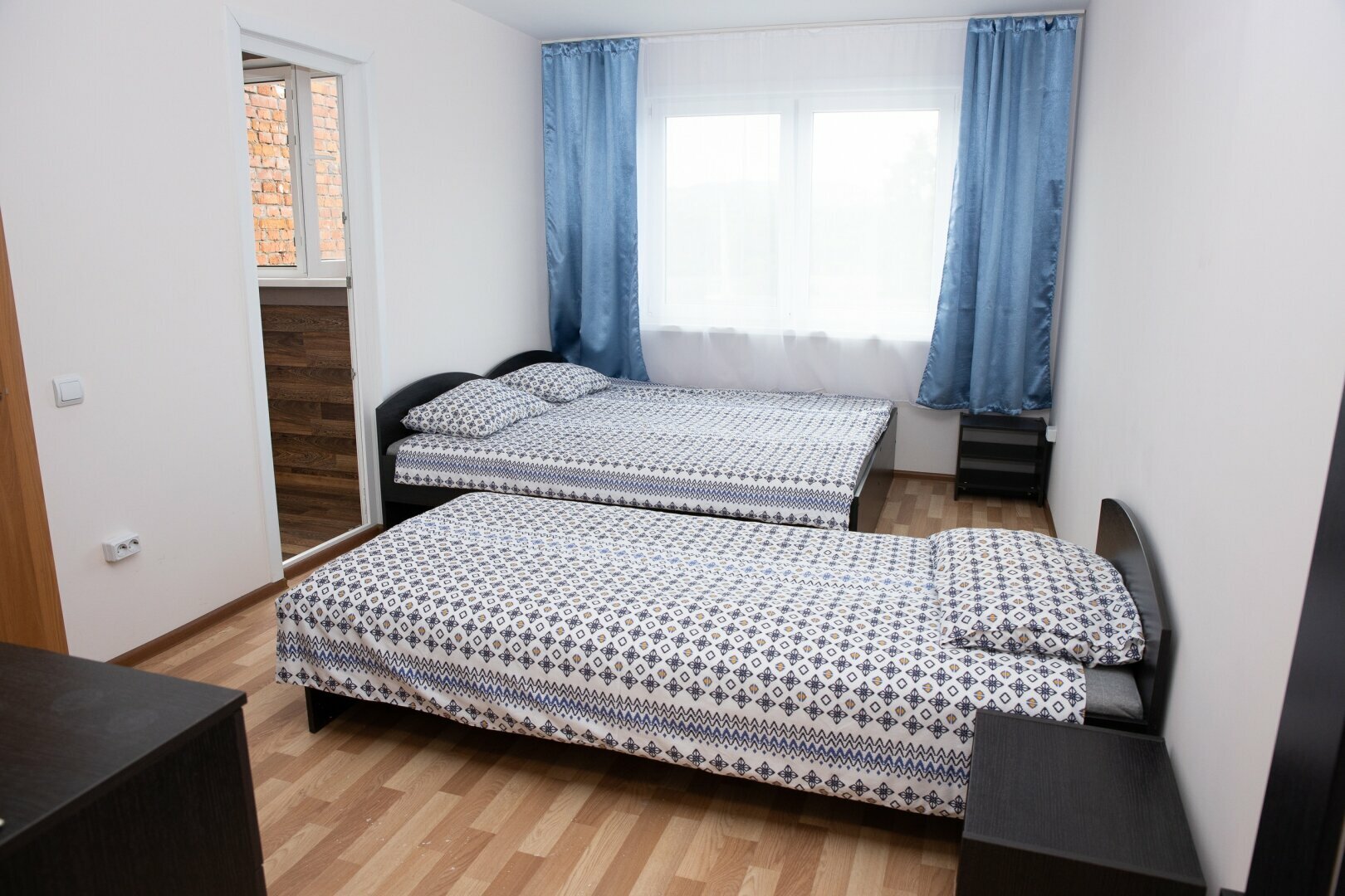 Трехместный номер «Комфорт» с душем