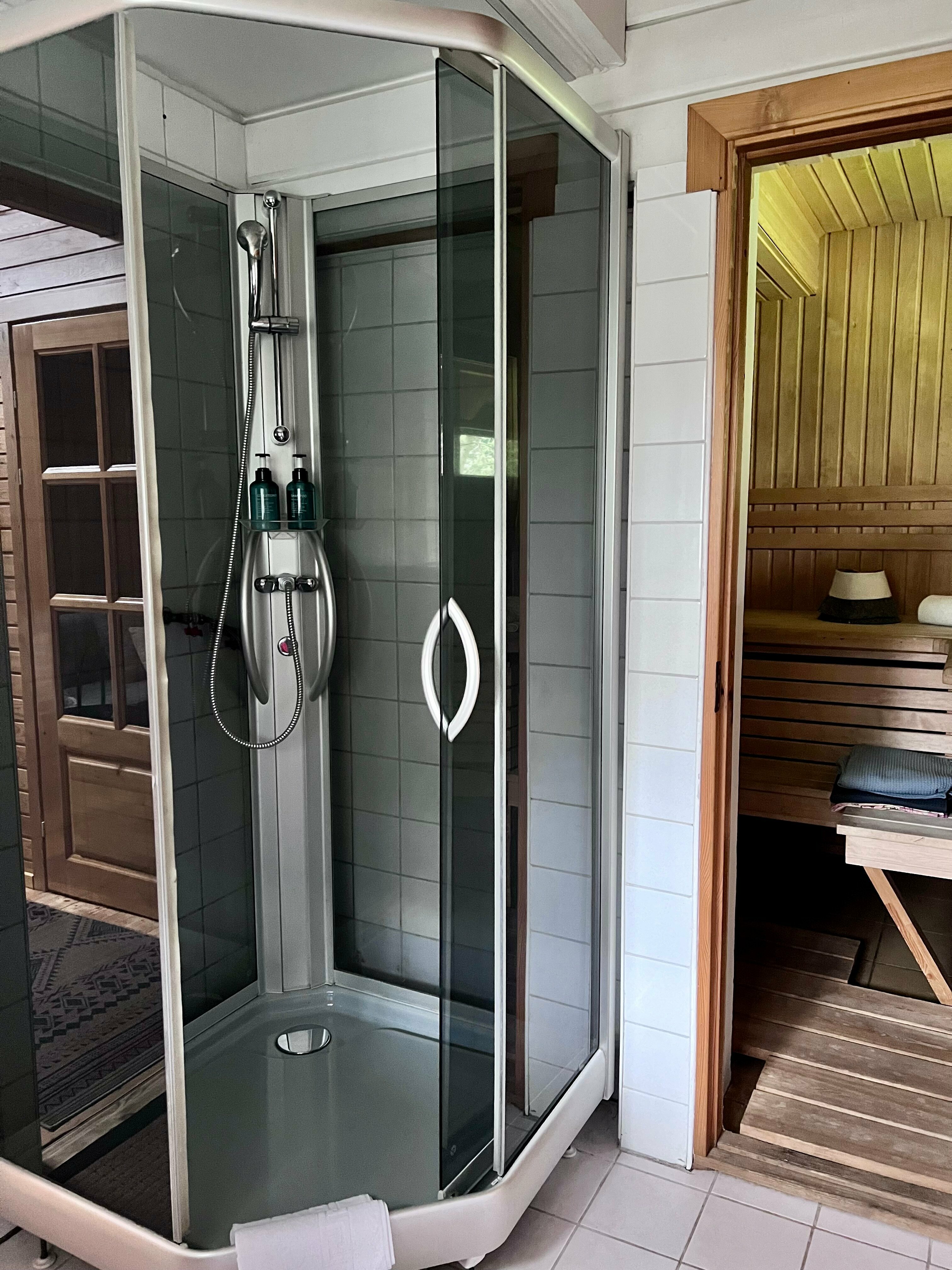 Бунгало Люкс