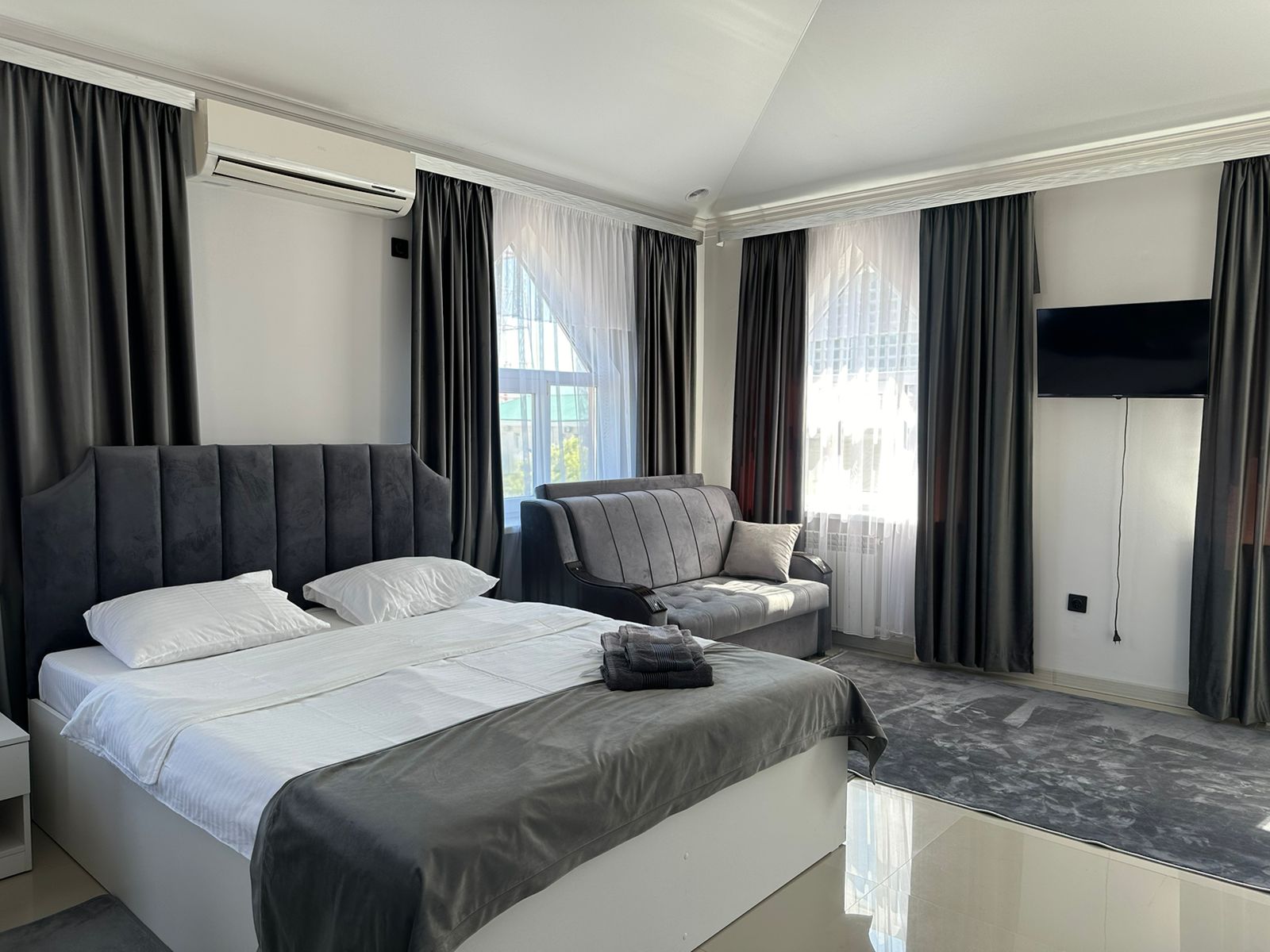 Большой двухместный номер с 1 кроватью