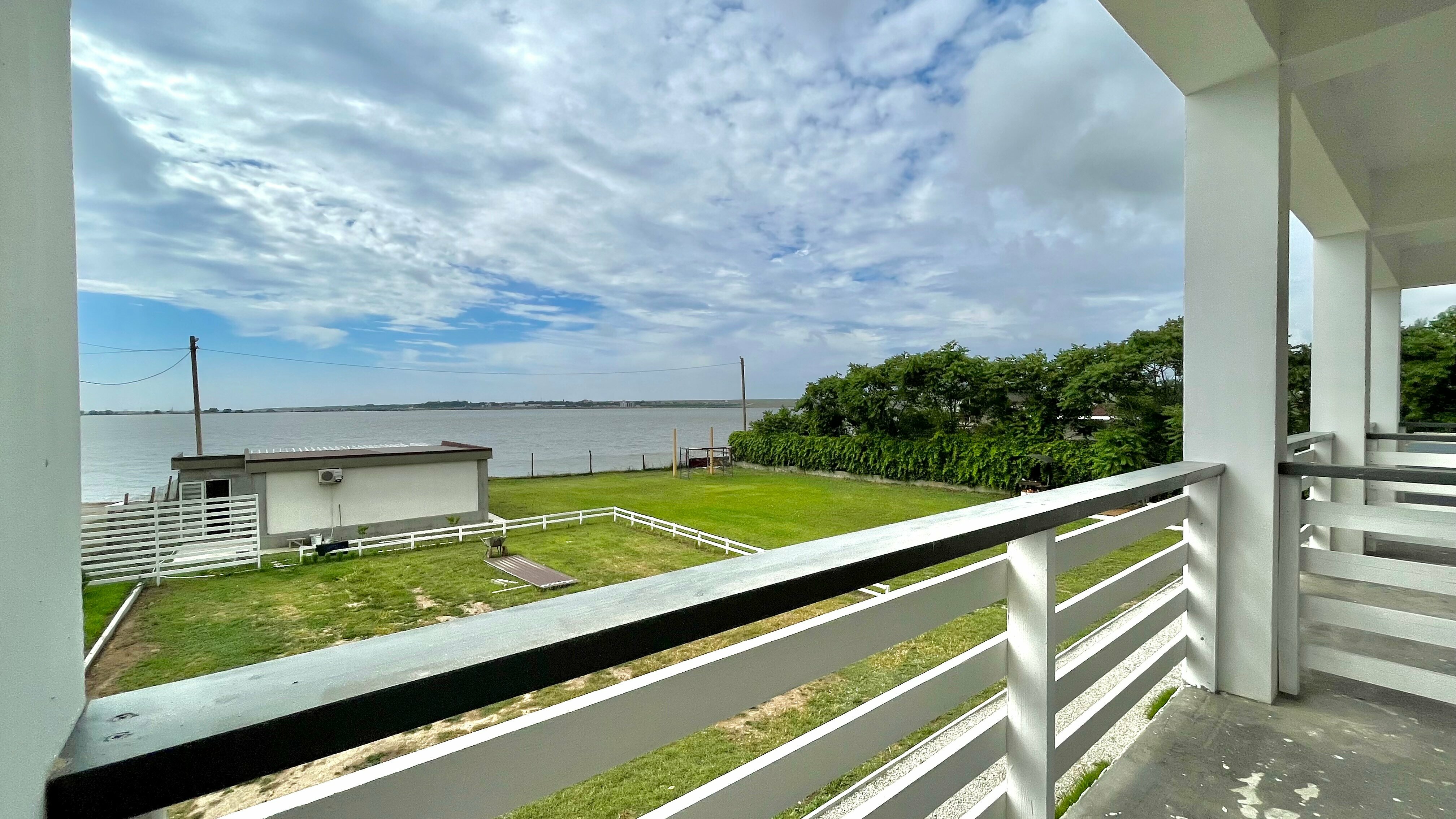 Трехместный номер с видом на море