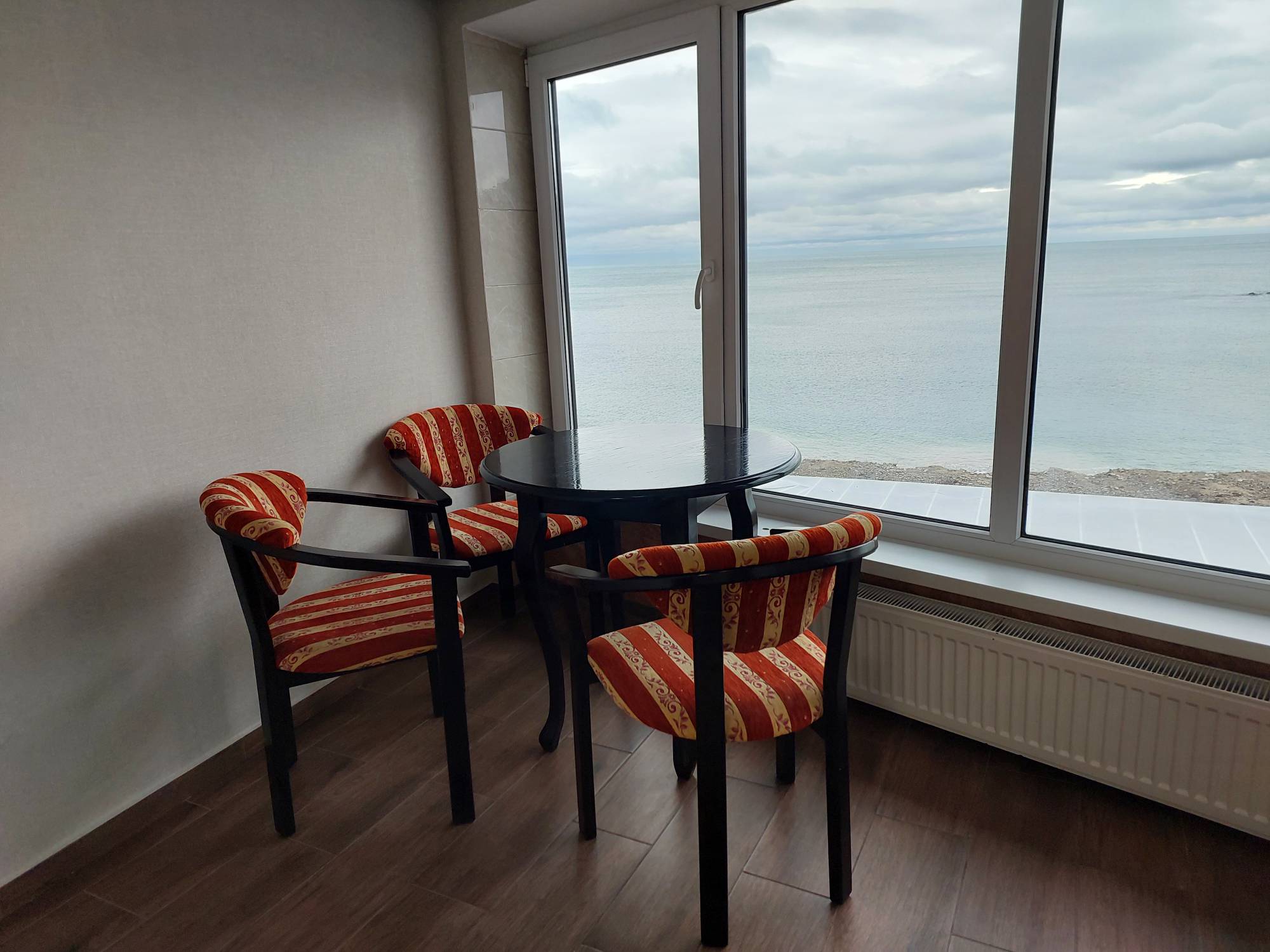 Трехместный номер с видом на море