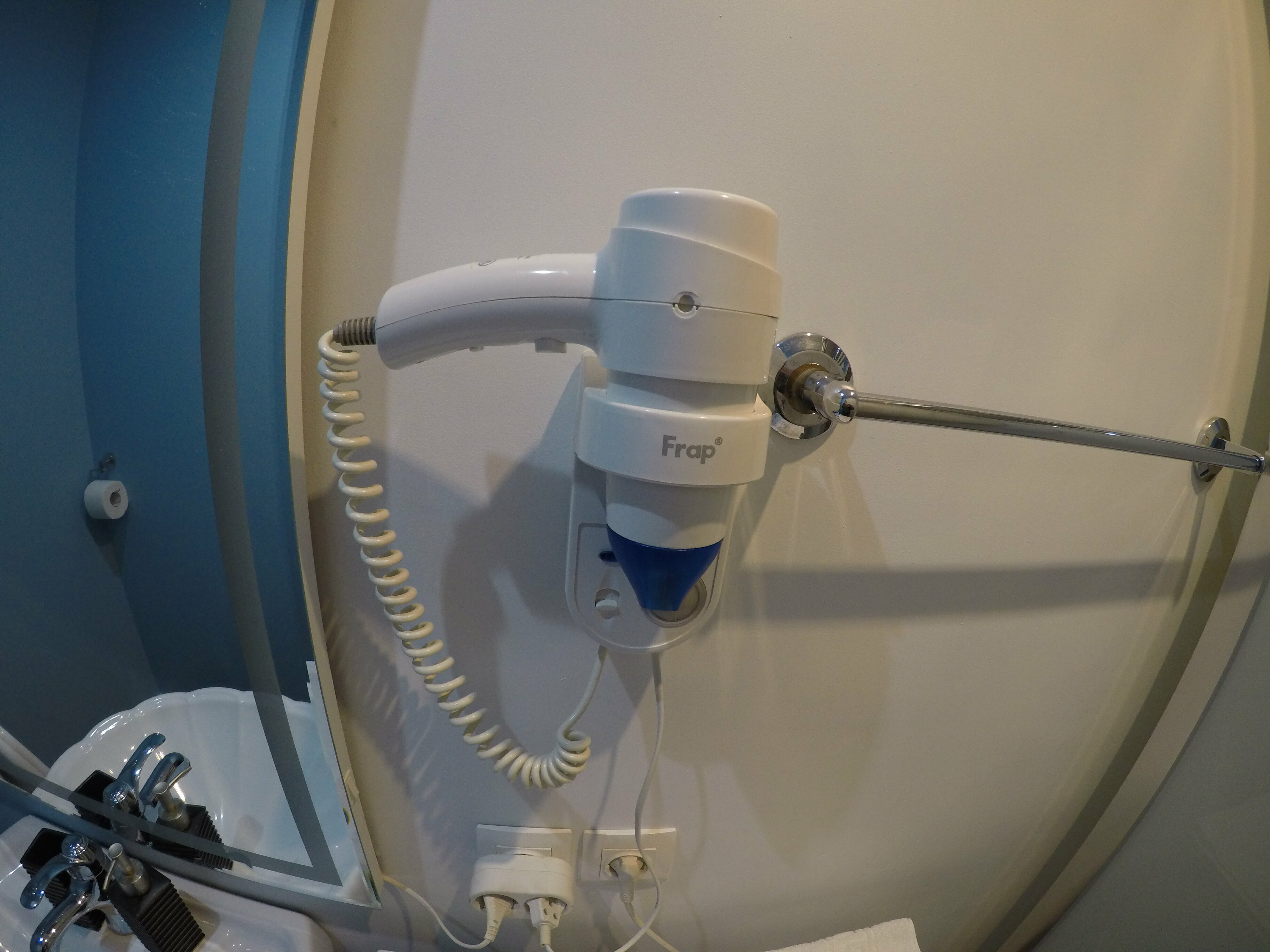 Номер с 2 кроватями размера «king-size»