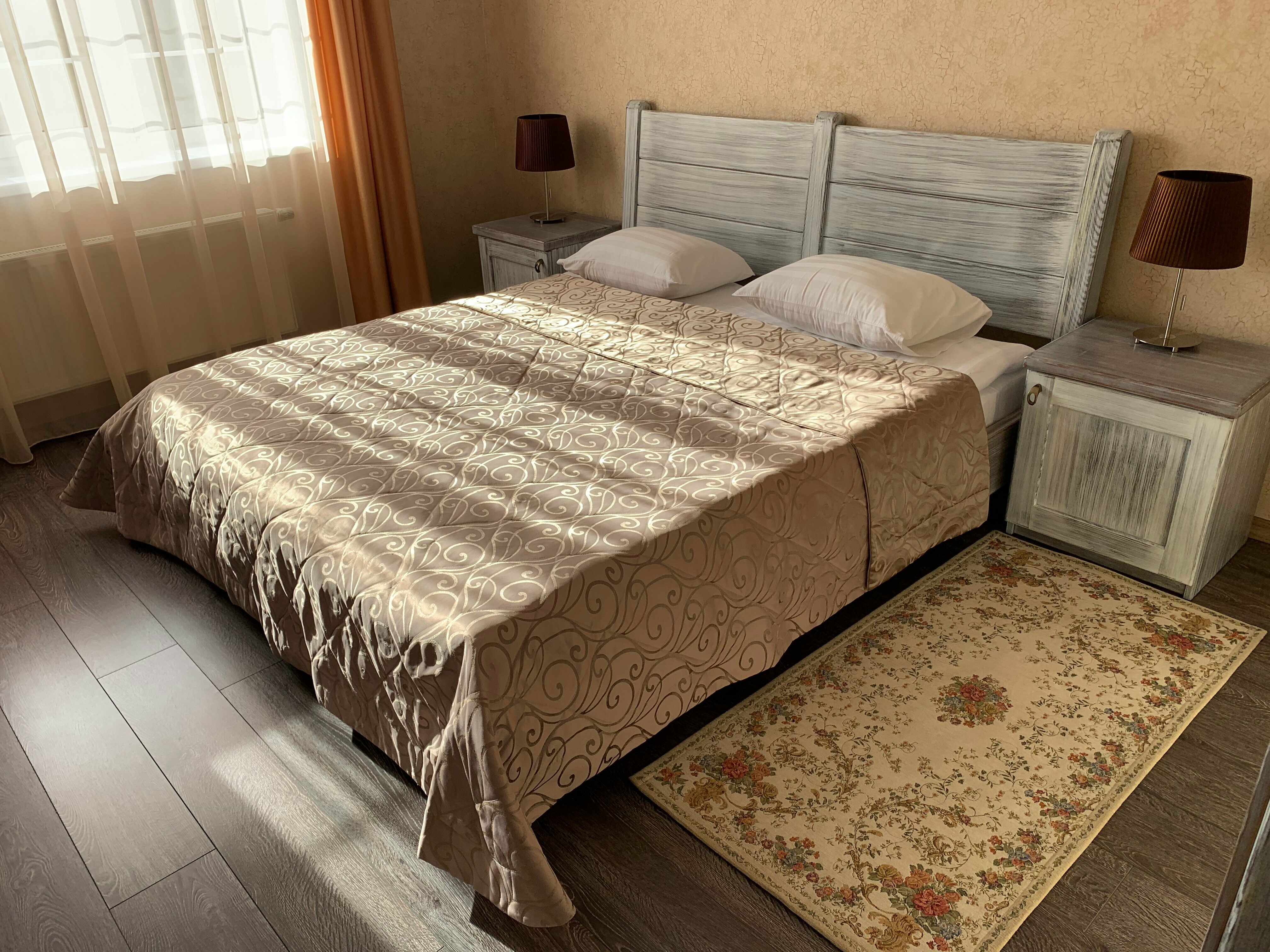 Стандартный номер с кроватью размера «king-size»