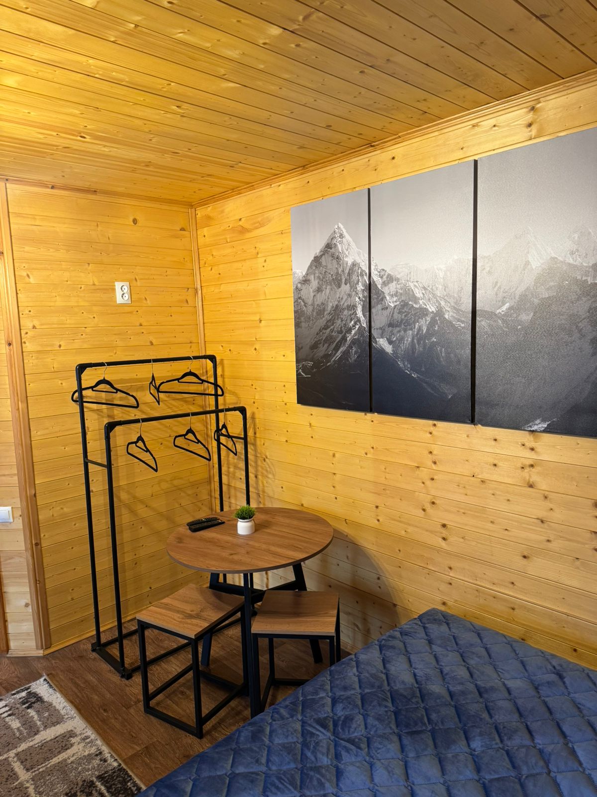 Четырехместный номер с видом на горы