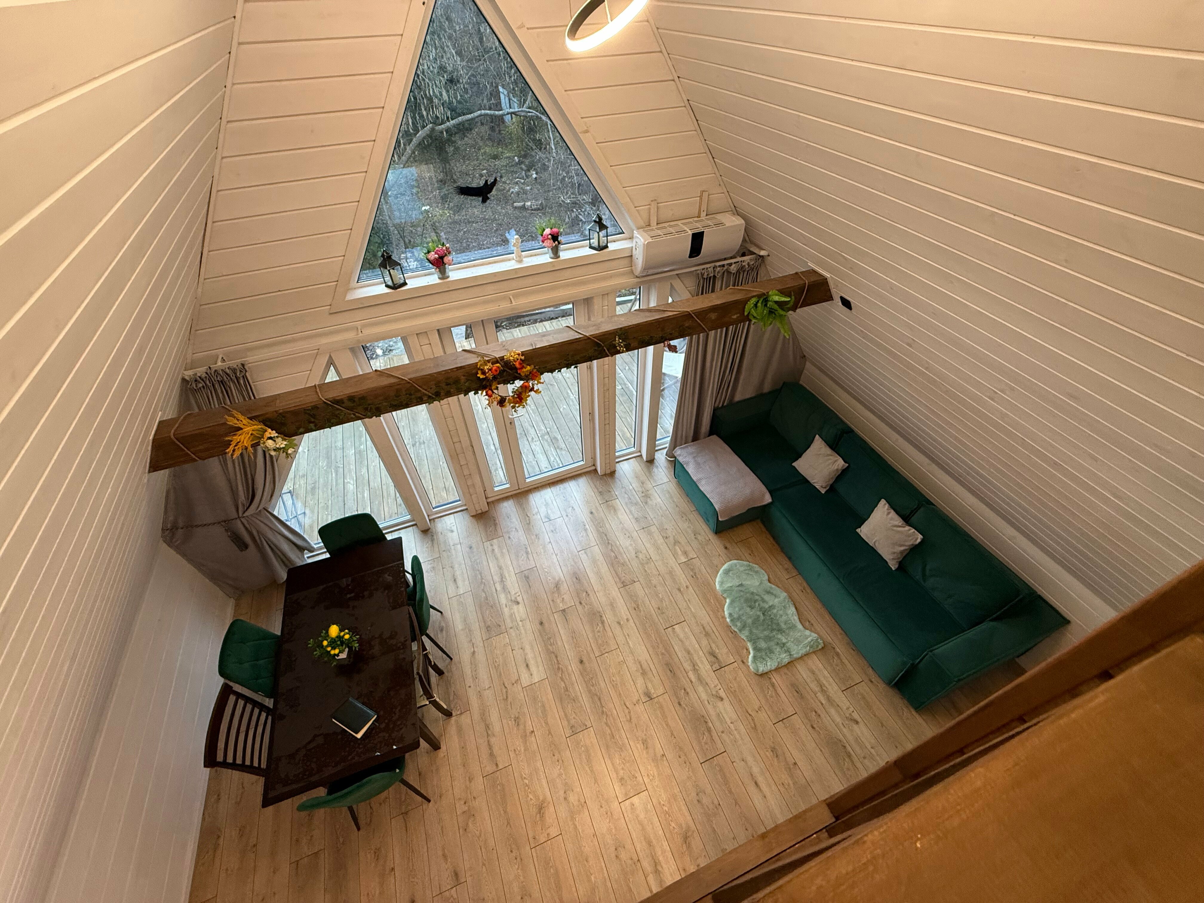 Дом с видом на лес