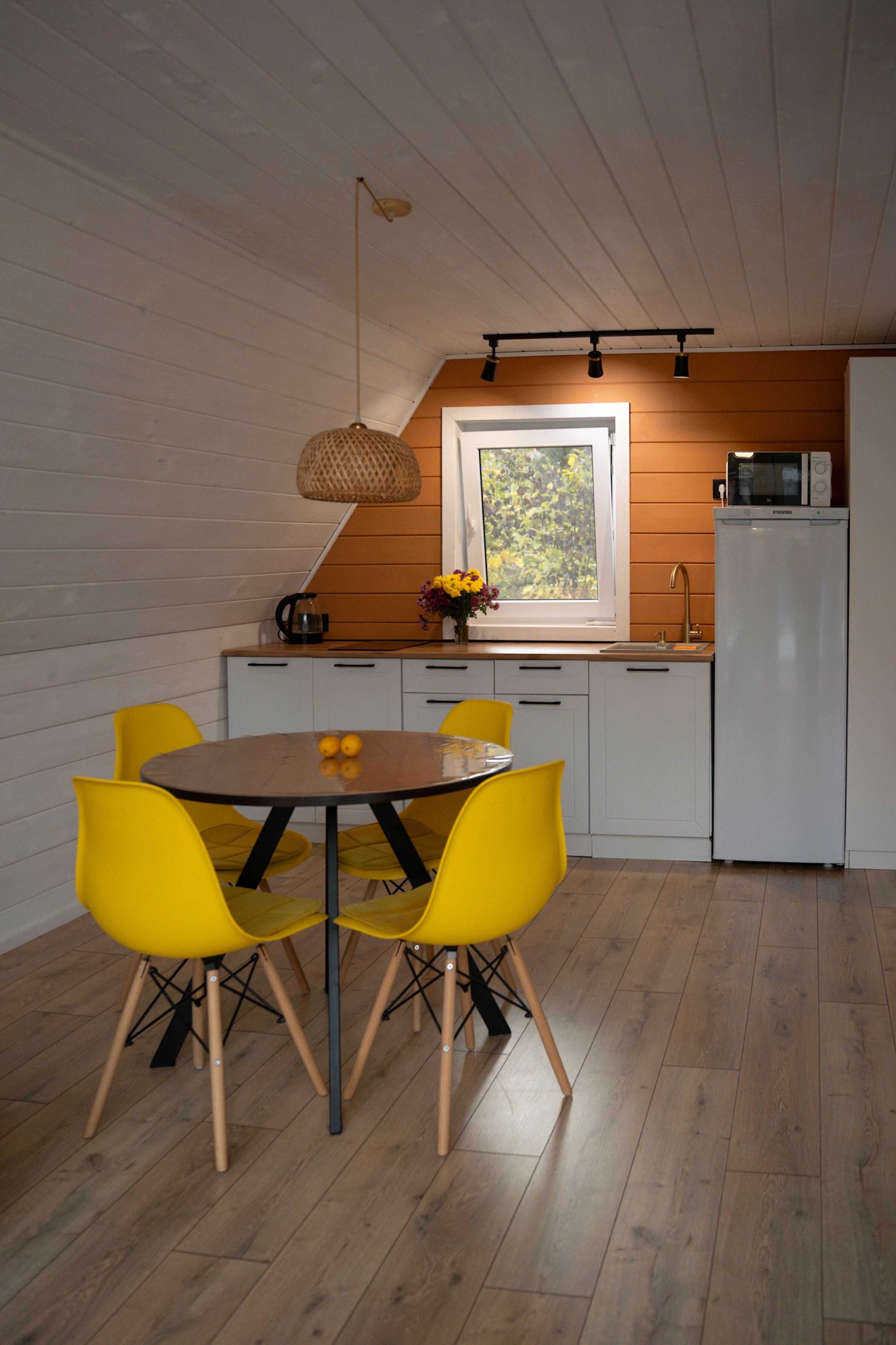 Дом с видом на бассейн