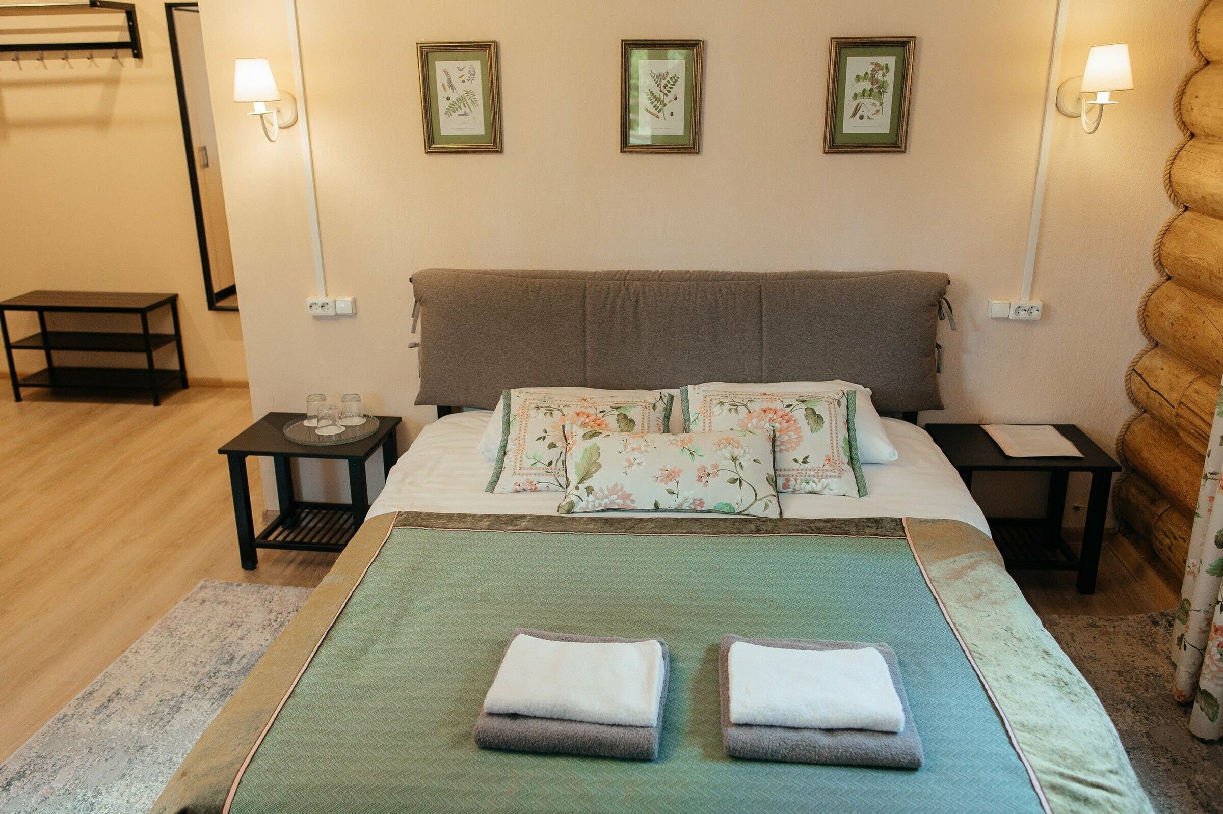 Двухместный номер с 1 кроватью и общей ванной комнатой