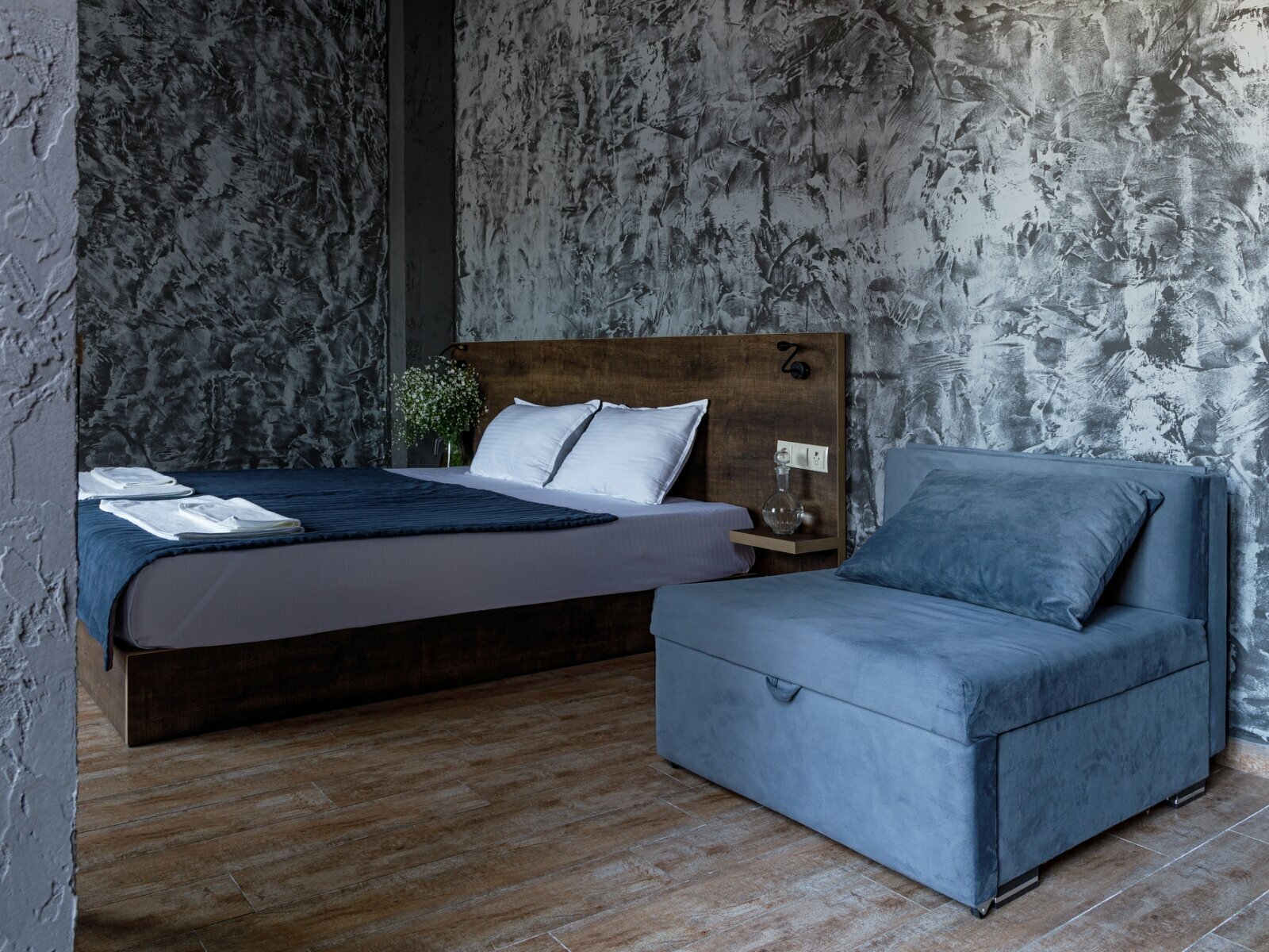 Трехместный номер с видом на город