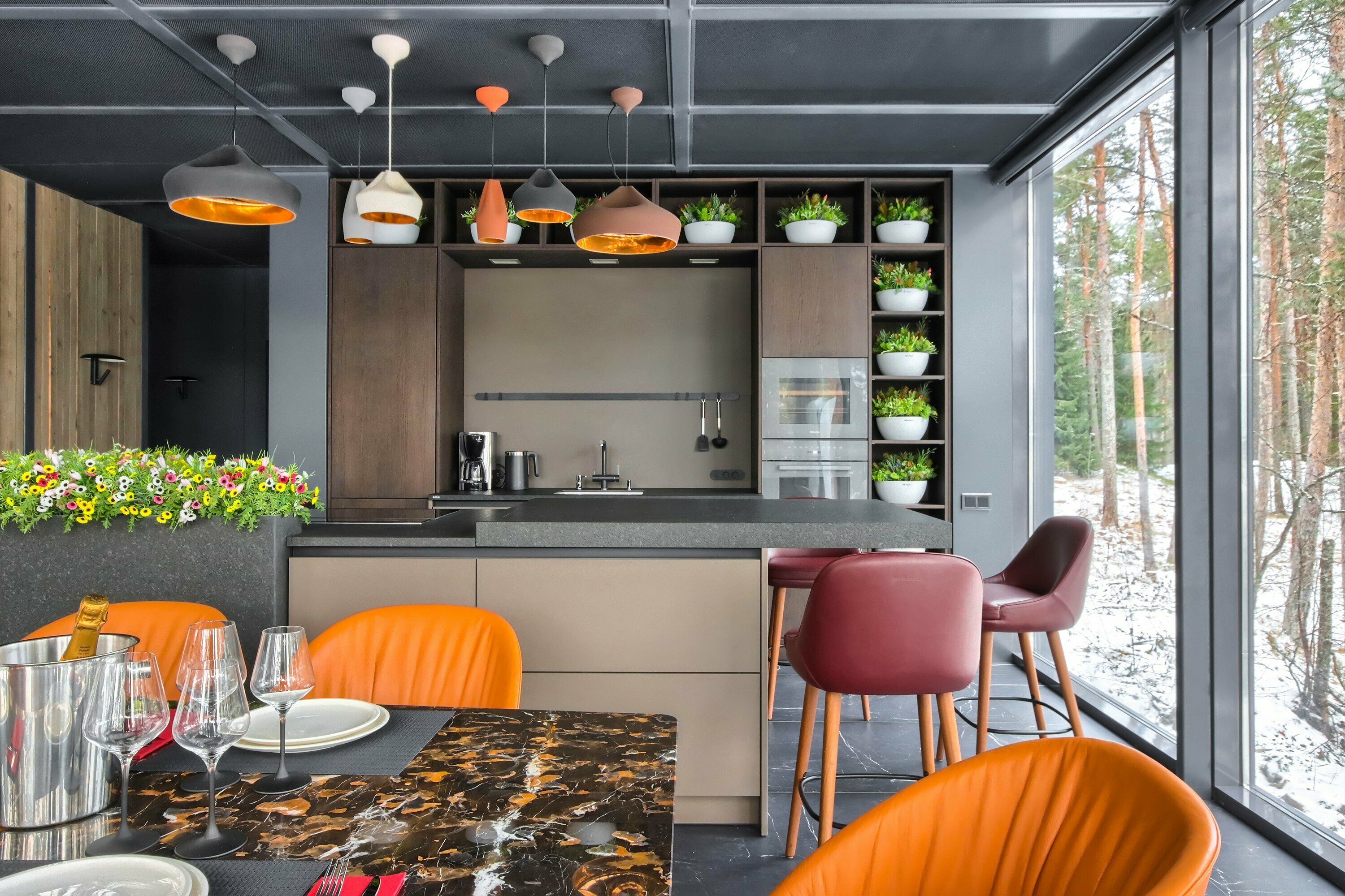 Коттедж с видом на лес