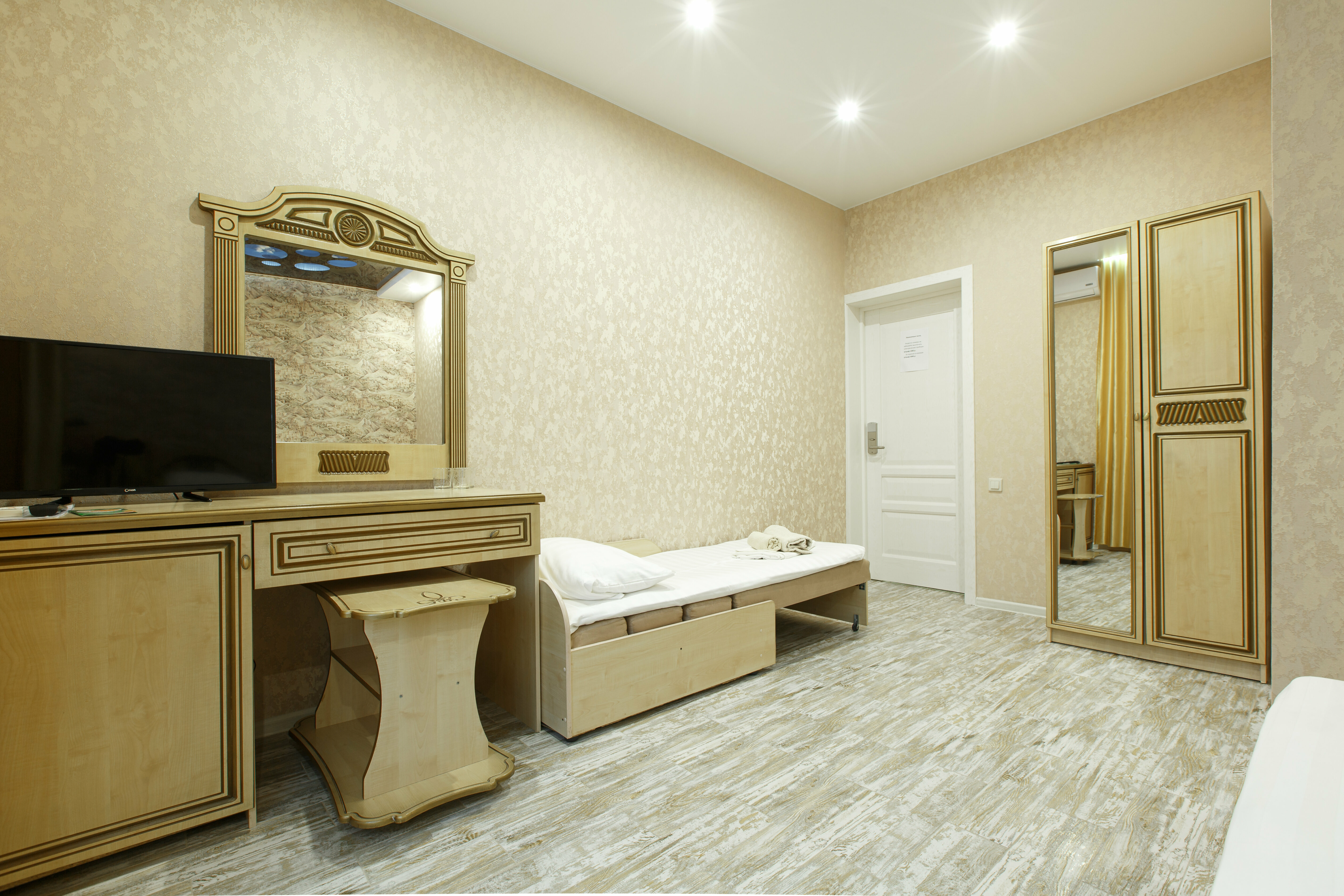 Стандартный трехместный номер