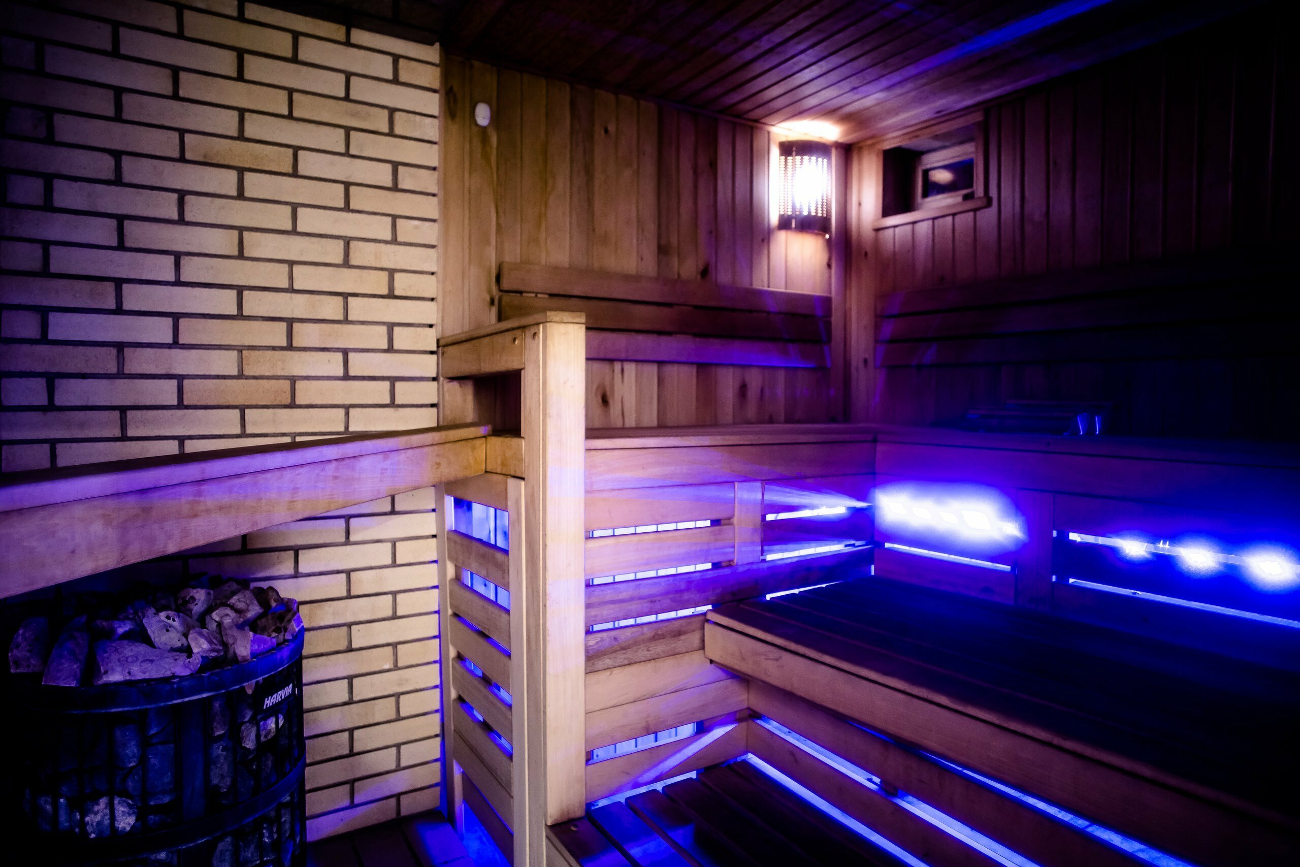 Коттедж с собственным бассейном