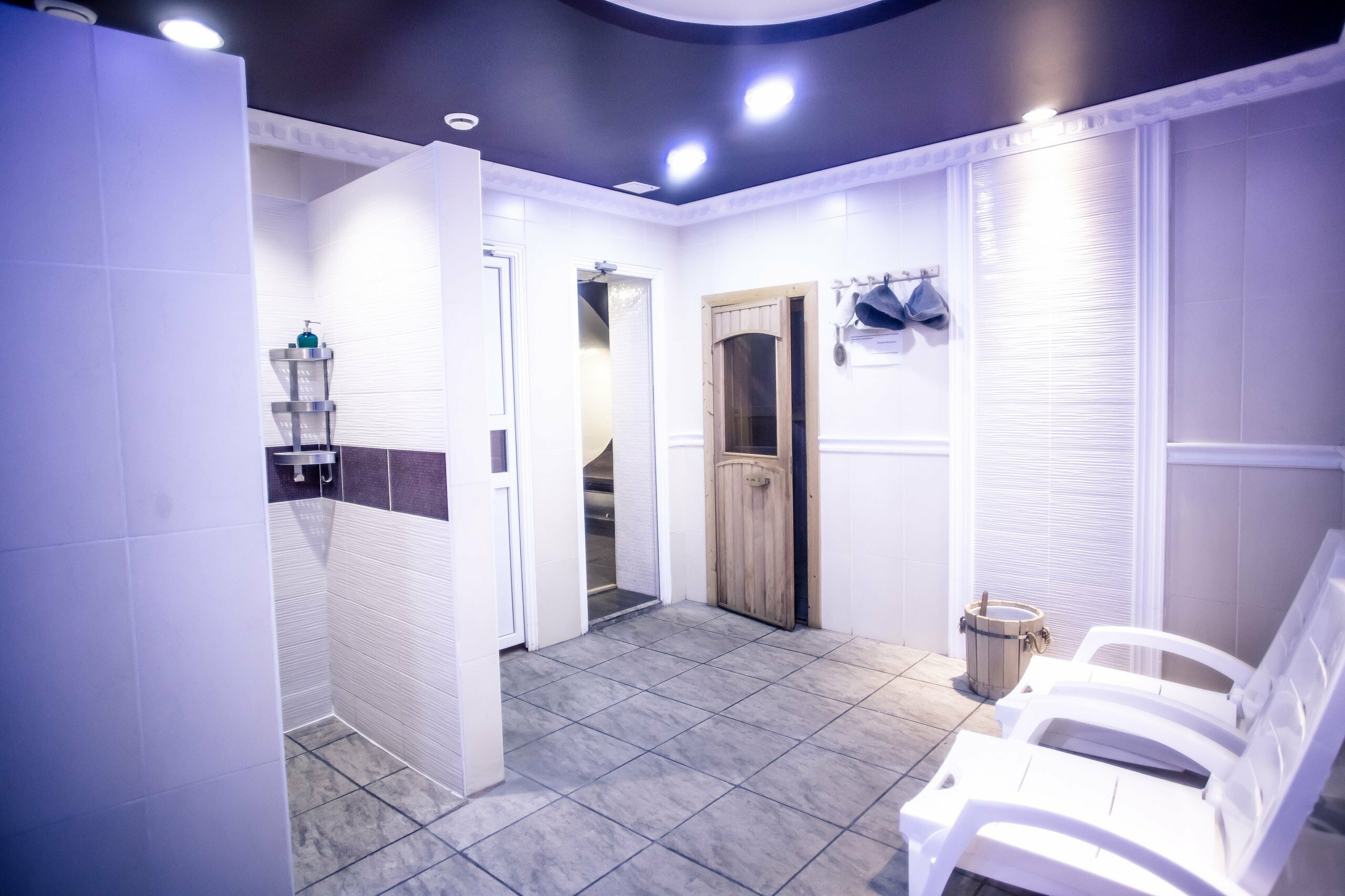 Коттедж с собственным бассейном