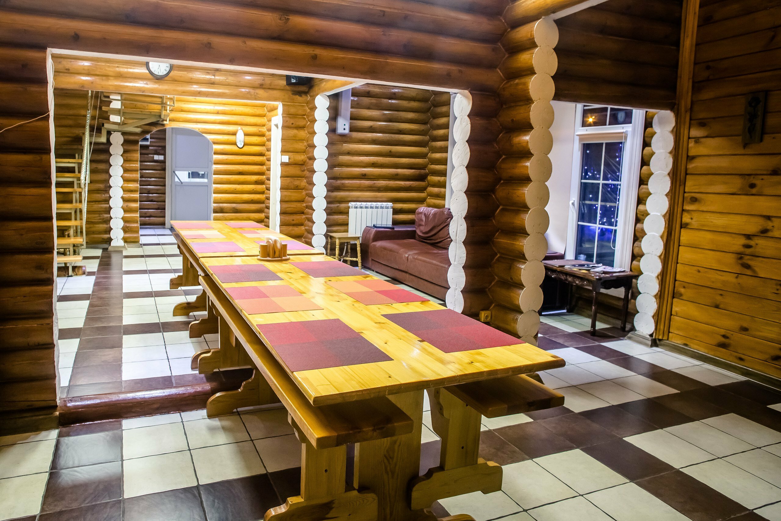 Коттедж с собственным бассейном