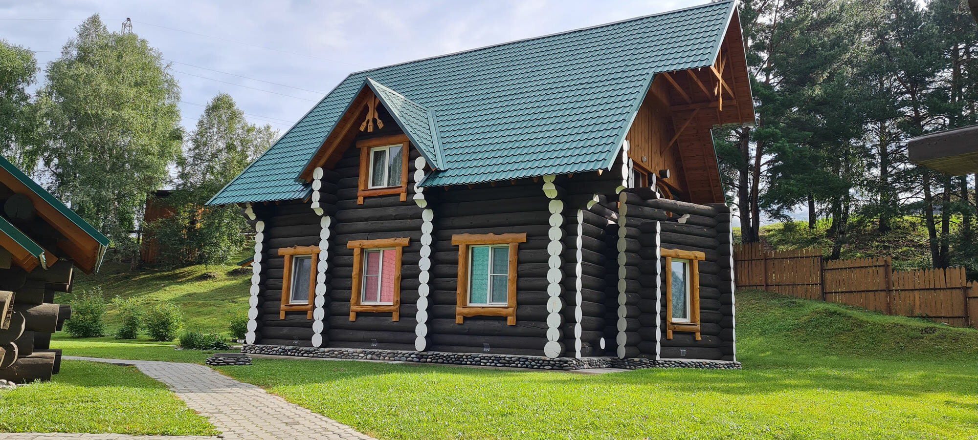 Коттедж Люкс