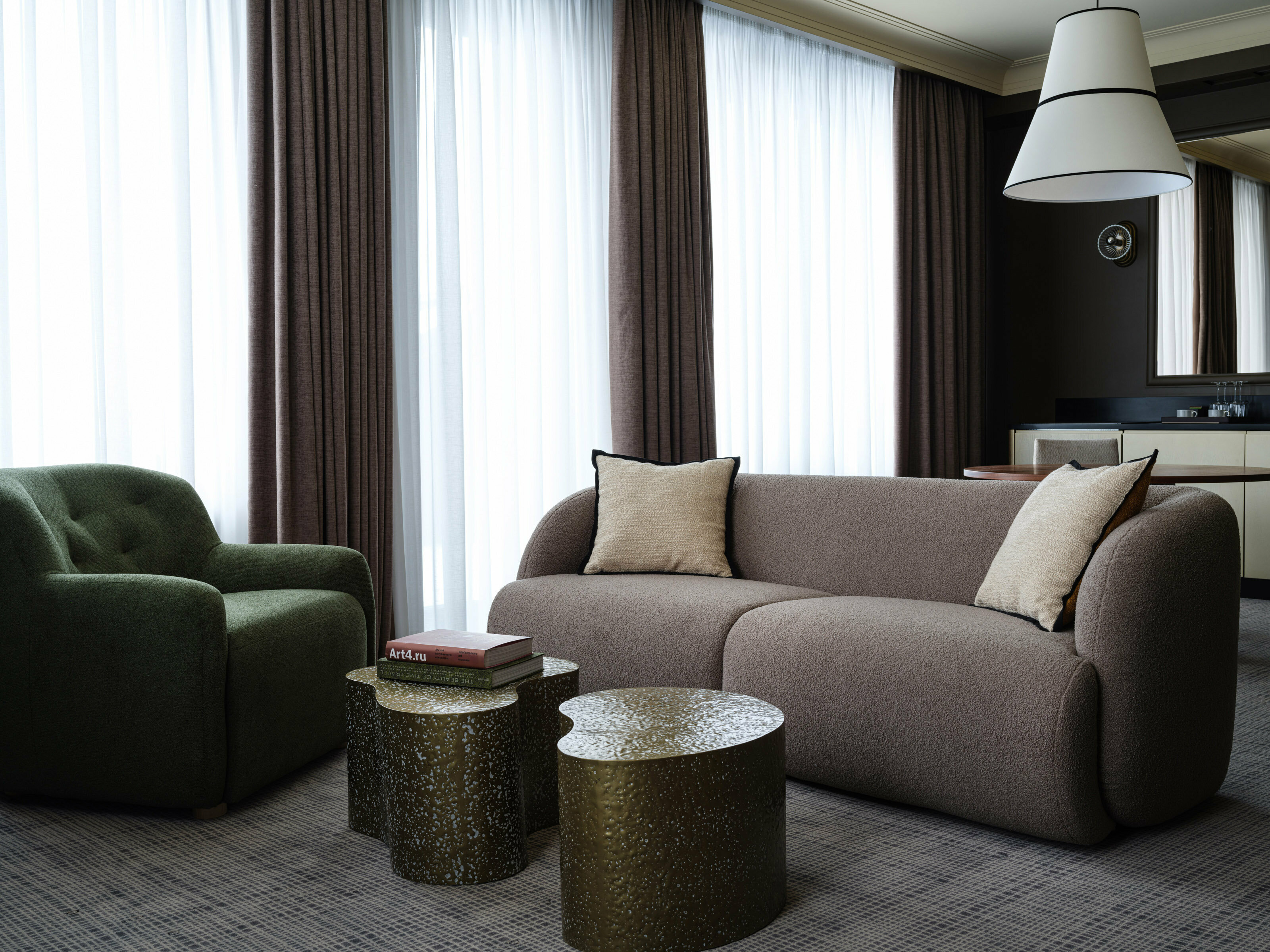 Апартаменты