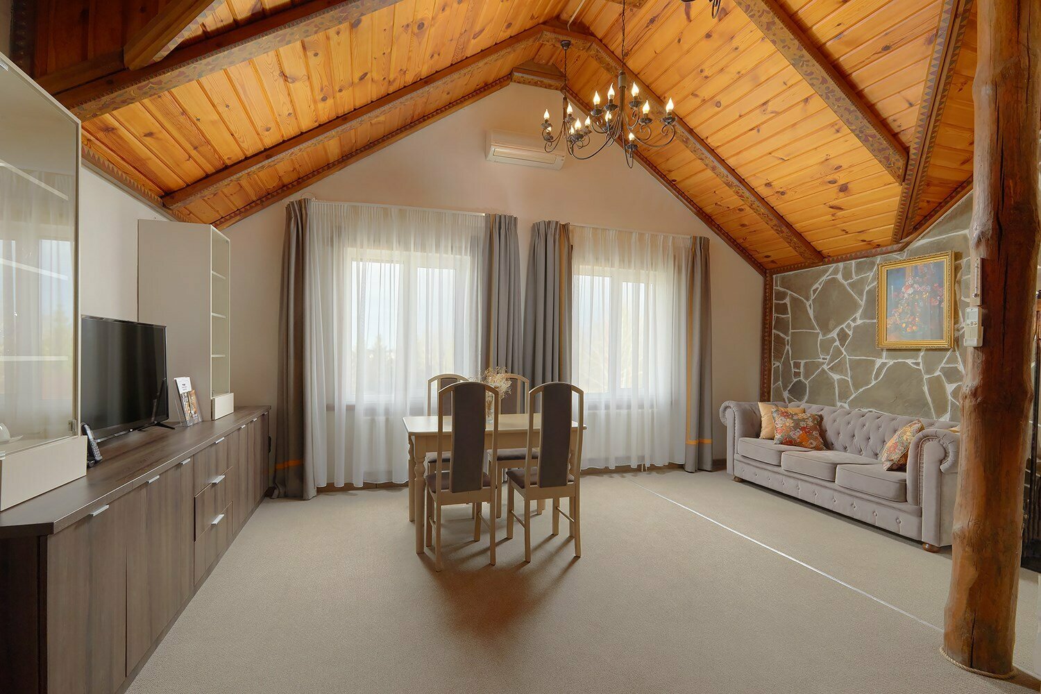 Номер Семейный Коннект корпус "Усадьба" (цена за 4 гостей)