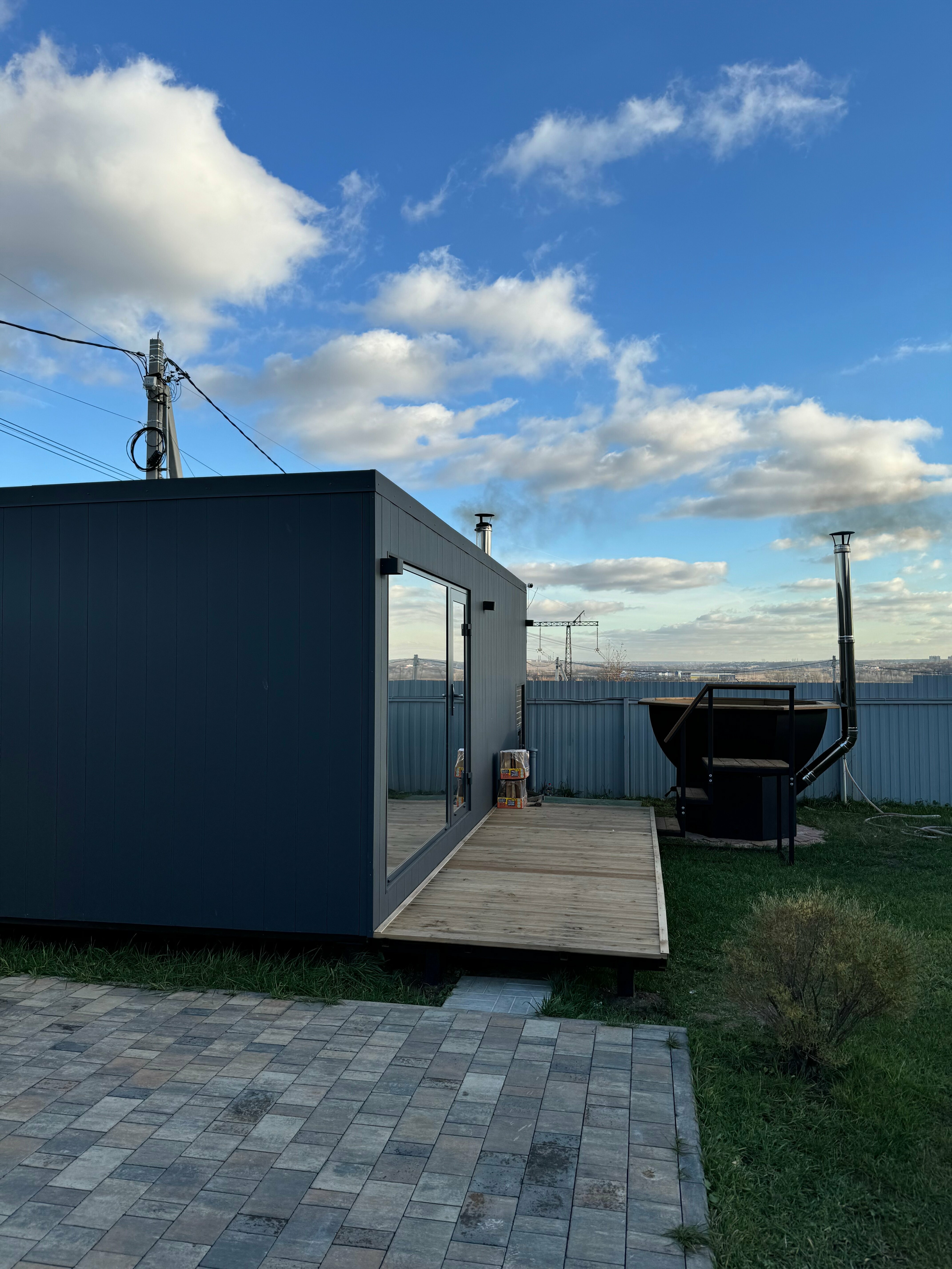 Дом с видом на озеро