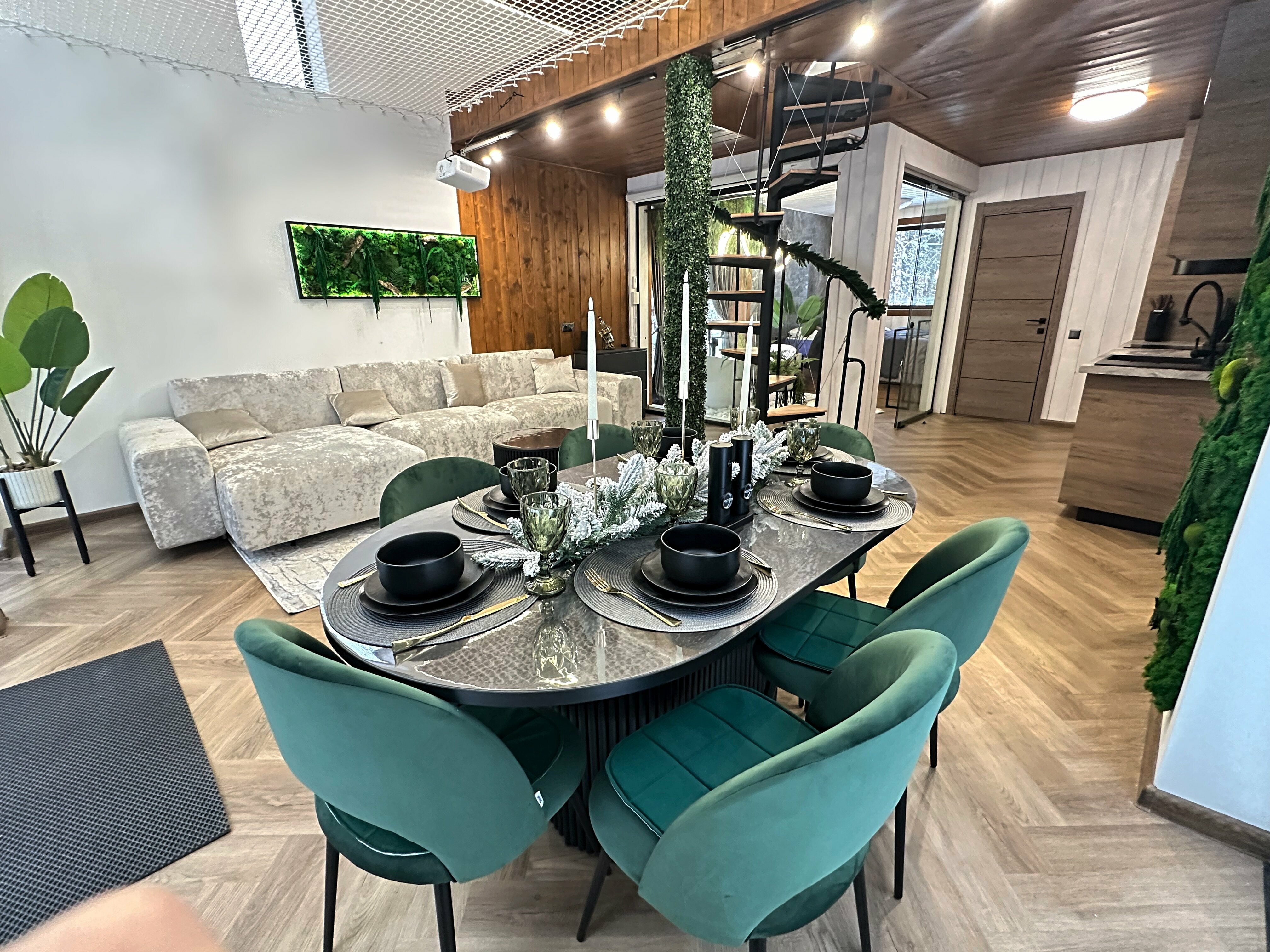 Дом с видом на лес