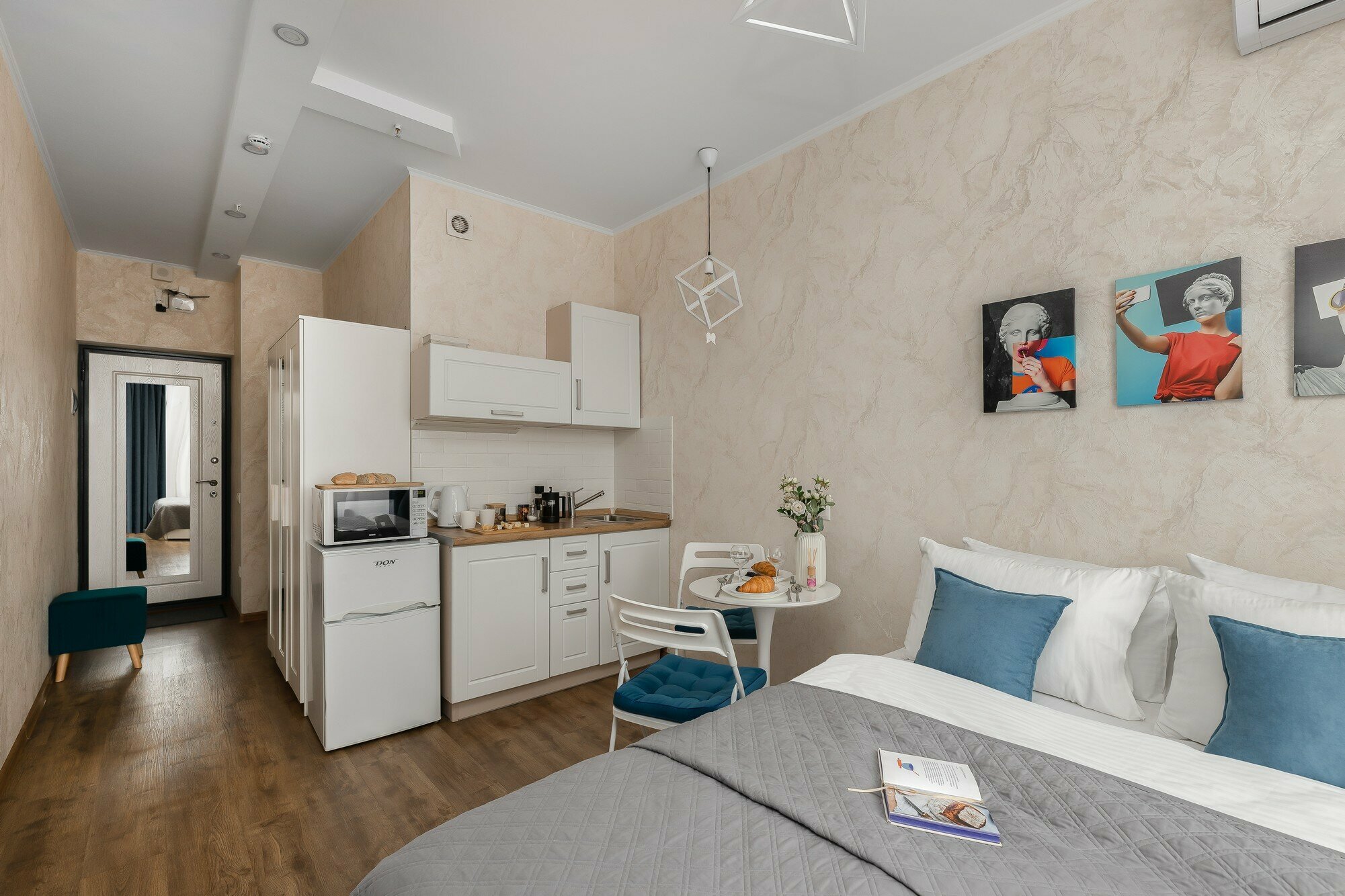 Номер с кроватью размера «queen-size»