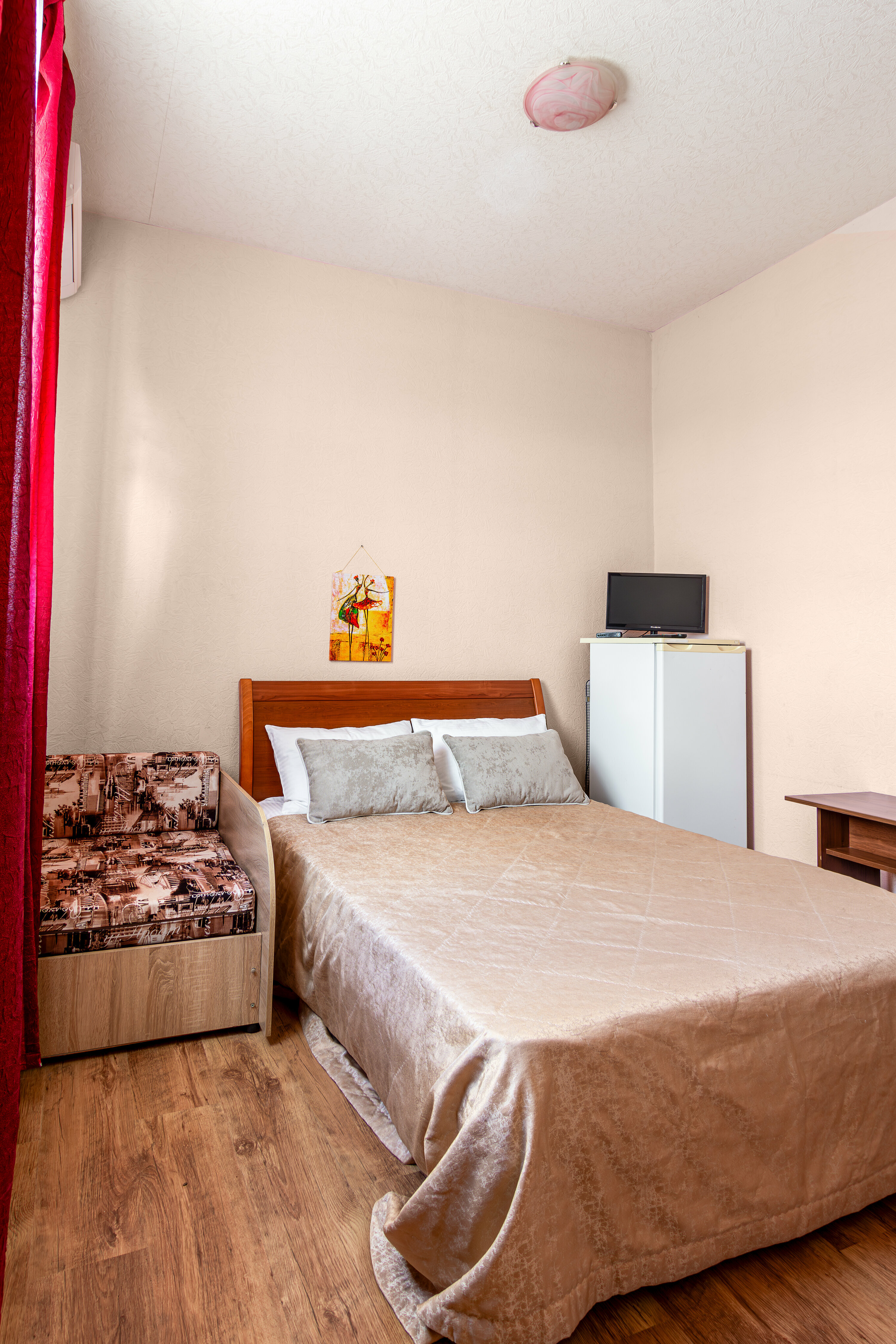 Трехместный номер с видом на город