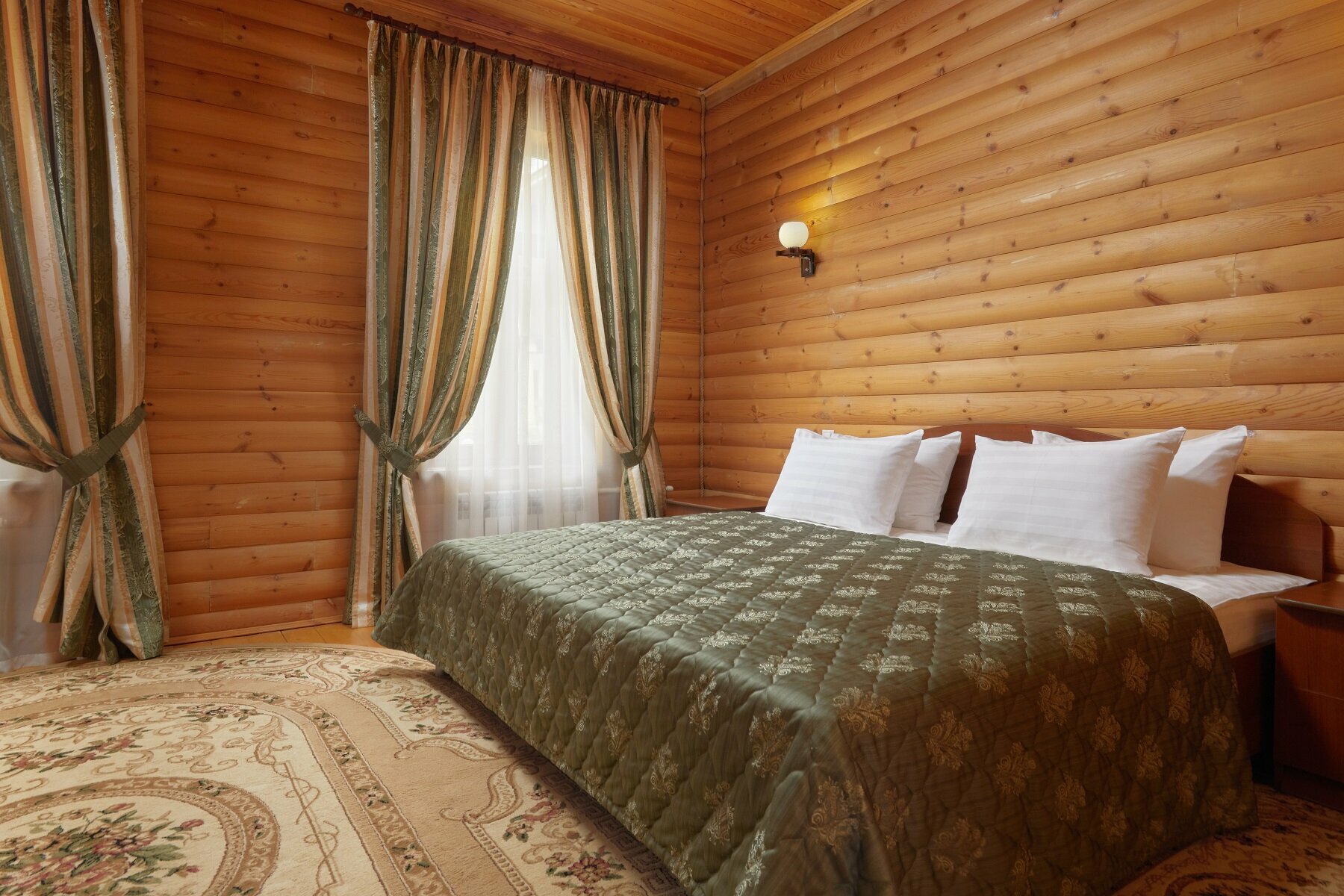 Большой двухместный номер с 1 кроватью