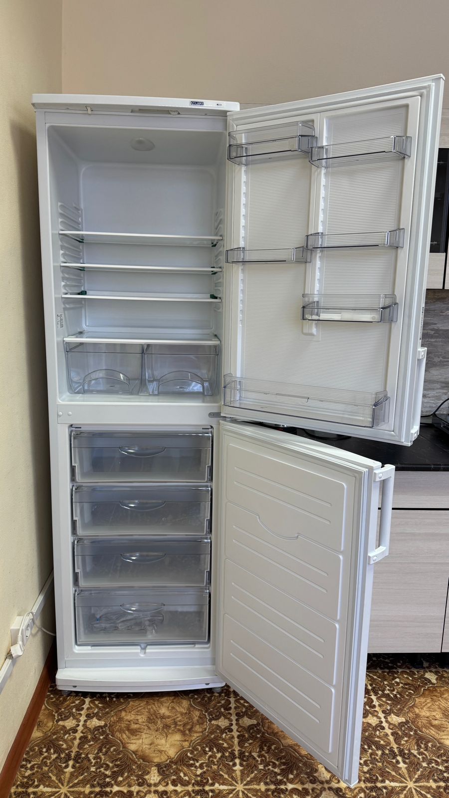 Одноместный номер с общей ванной комнатой