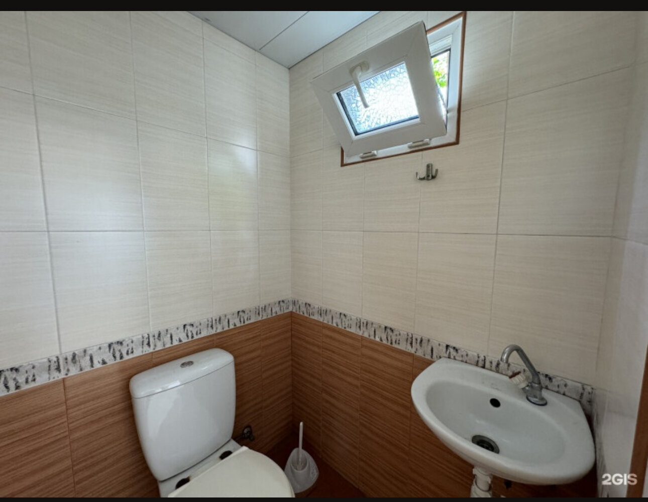 Трехместный номер эконом-класса