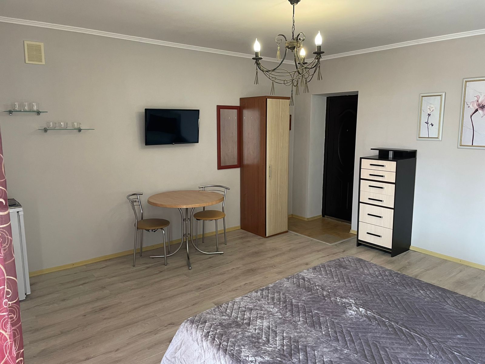 Трехместный номер с балконом