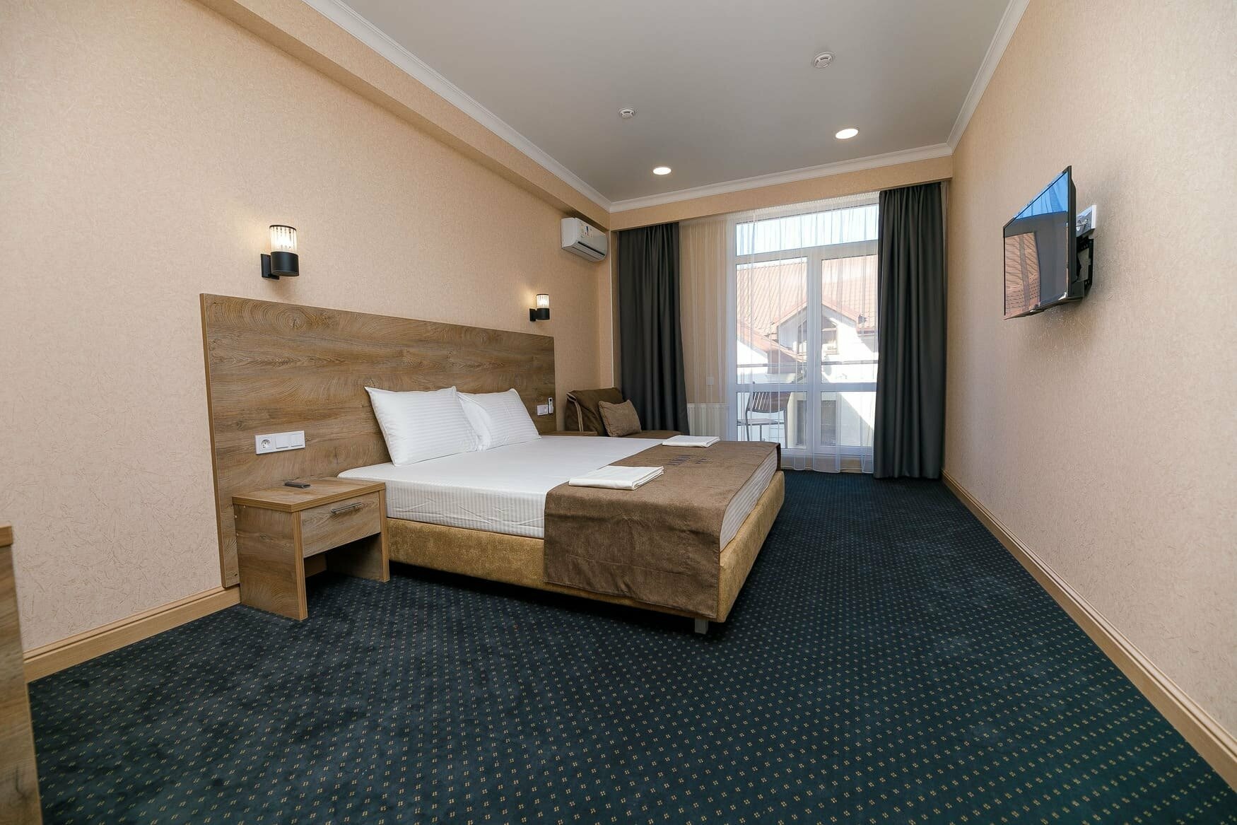 Двухместный номер с 1 кроватью и балконом