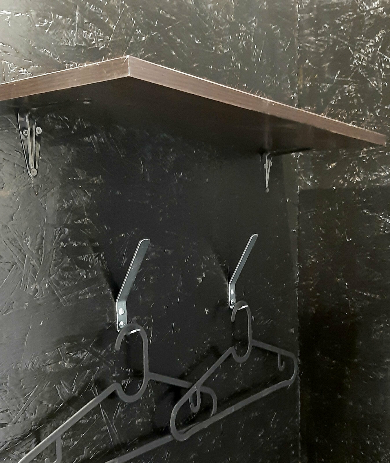 Двухместный номер с 2 отдельными кроватями и общей ванной комнатой