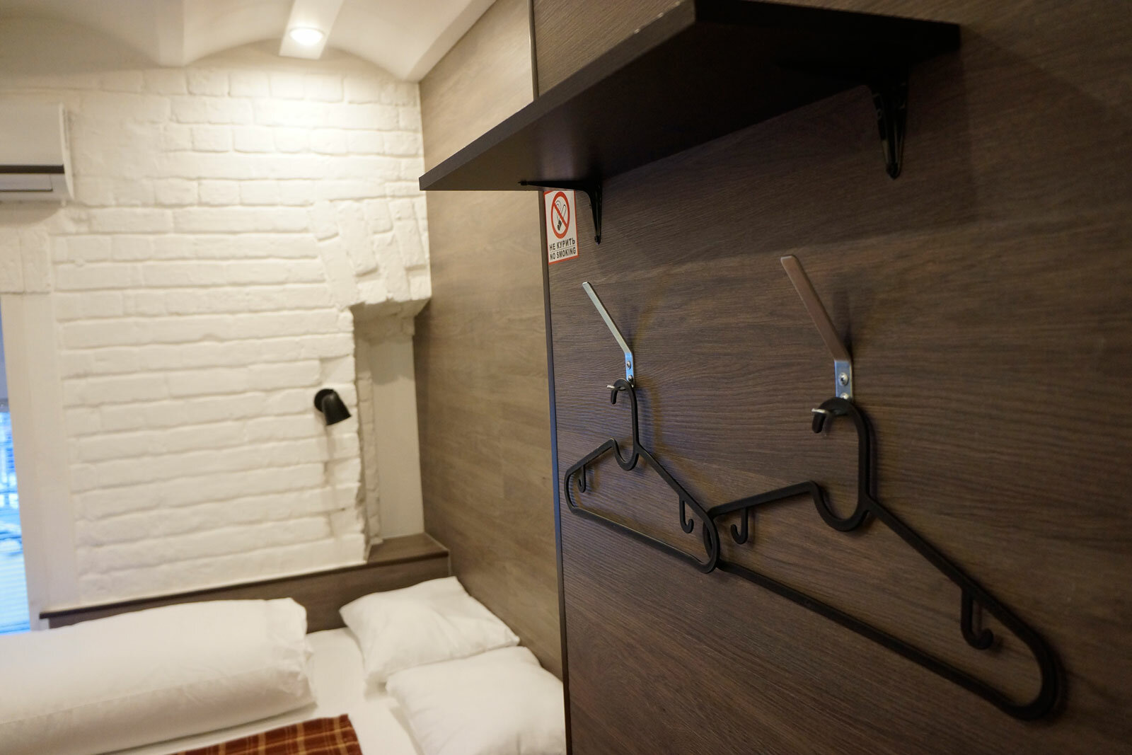 Двухместный номер с 1 кроватью и общим туалетом