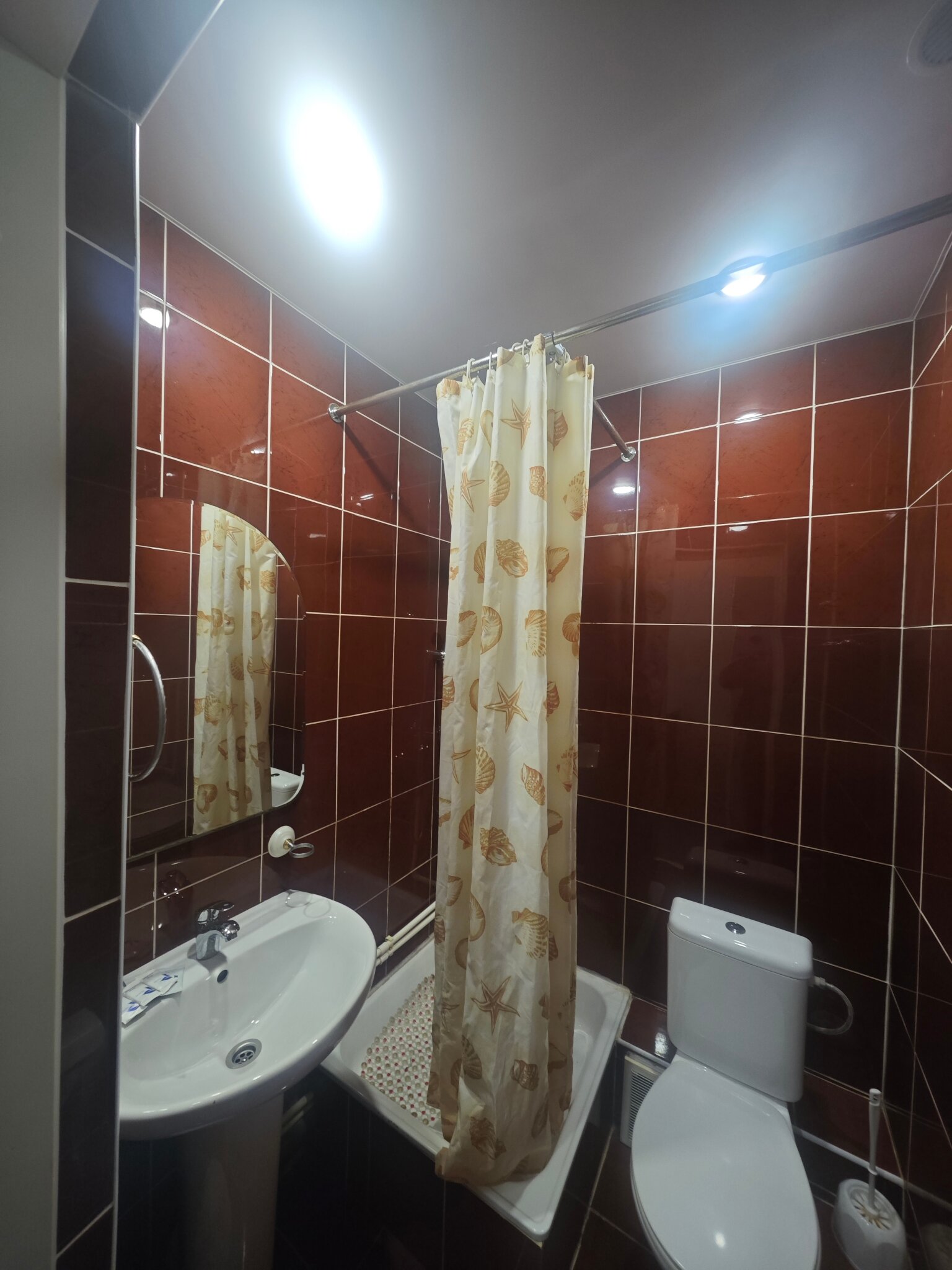 Улучшенный четырехместный номер