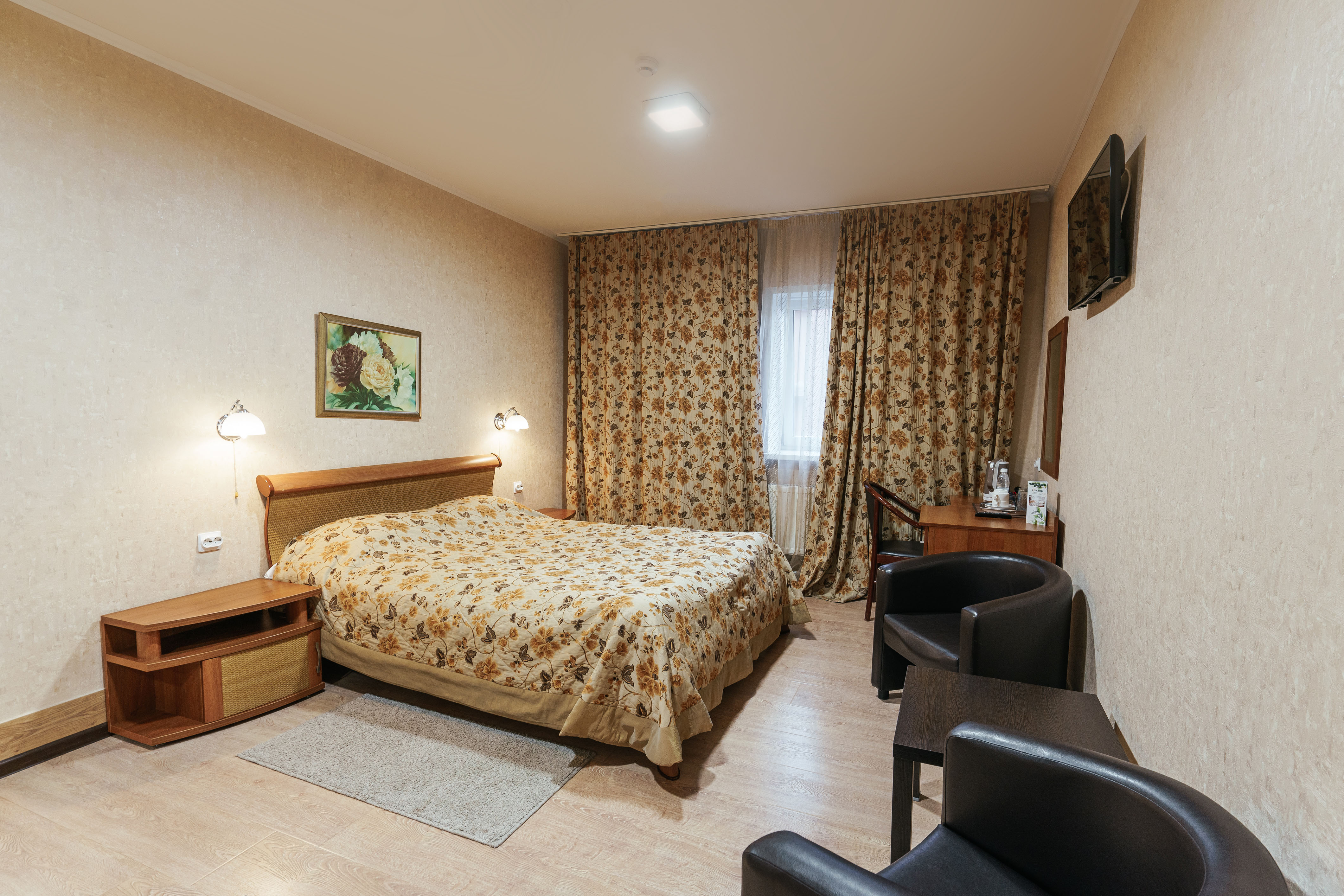 Улучшенный двухместный номер с 1 кроватью