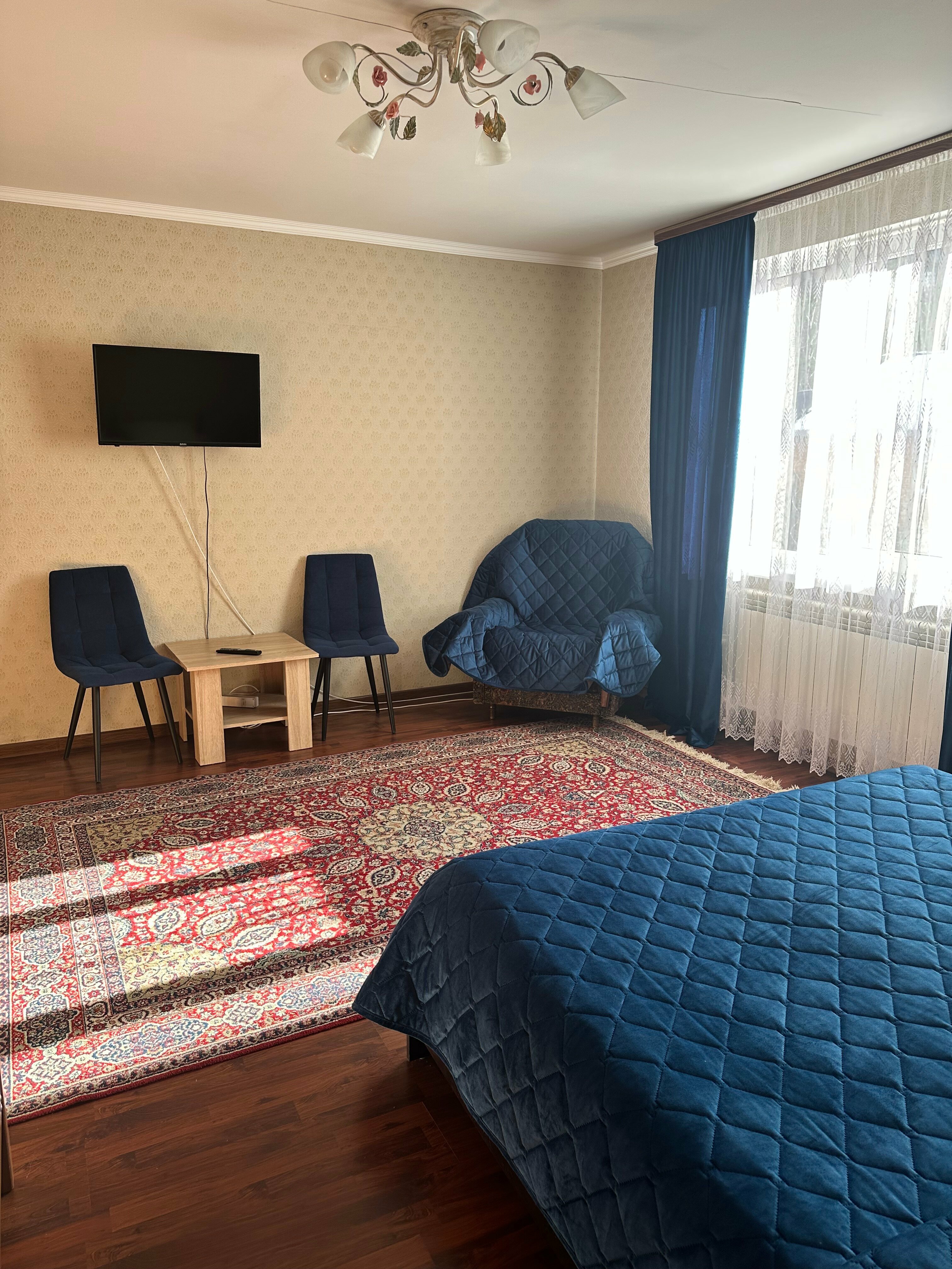 Трехместный номер с душем