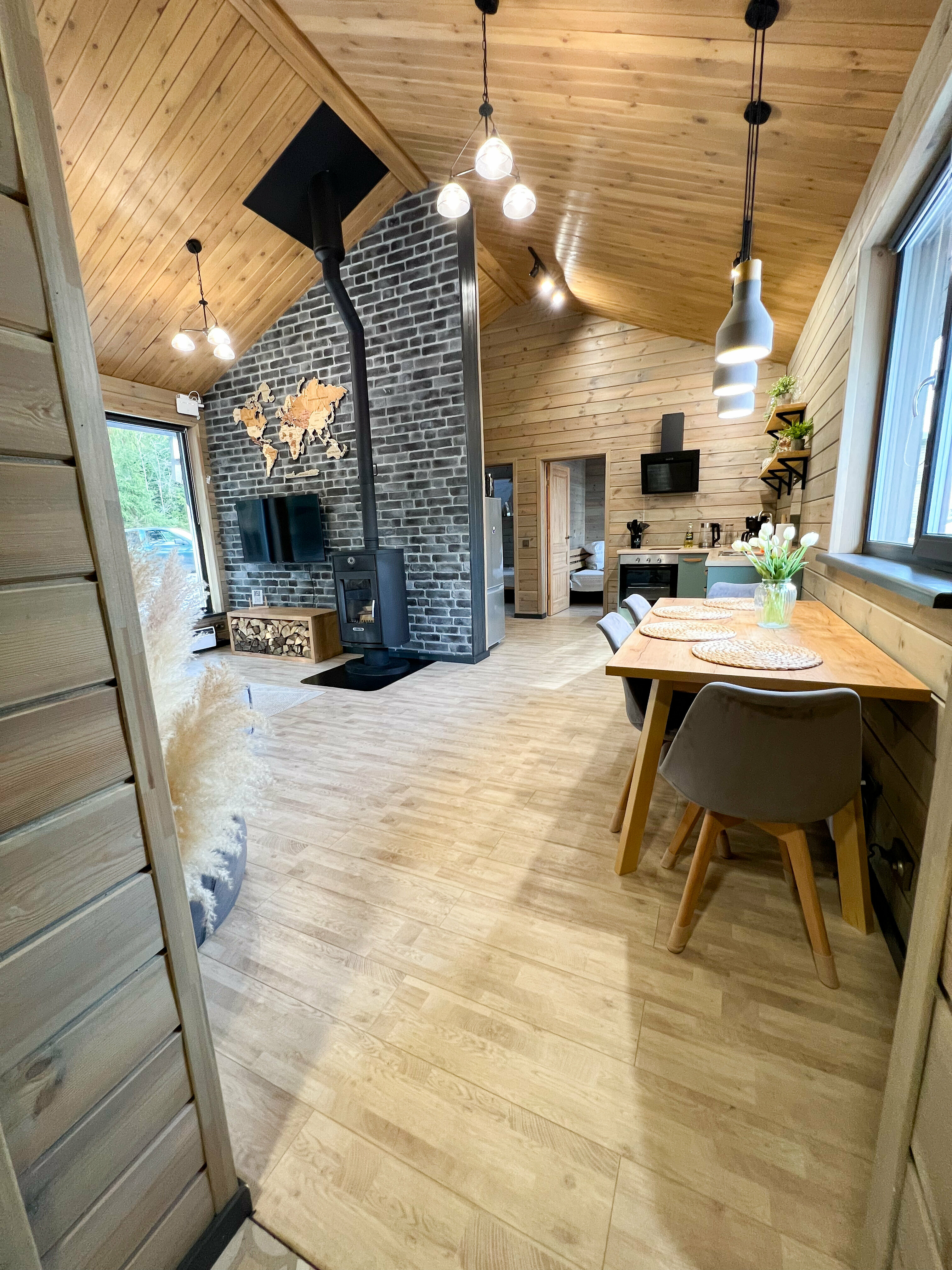 Дом с видом на лес