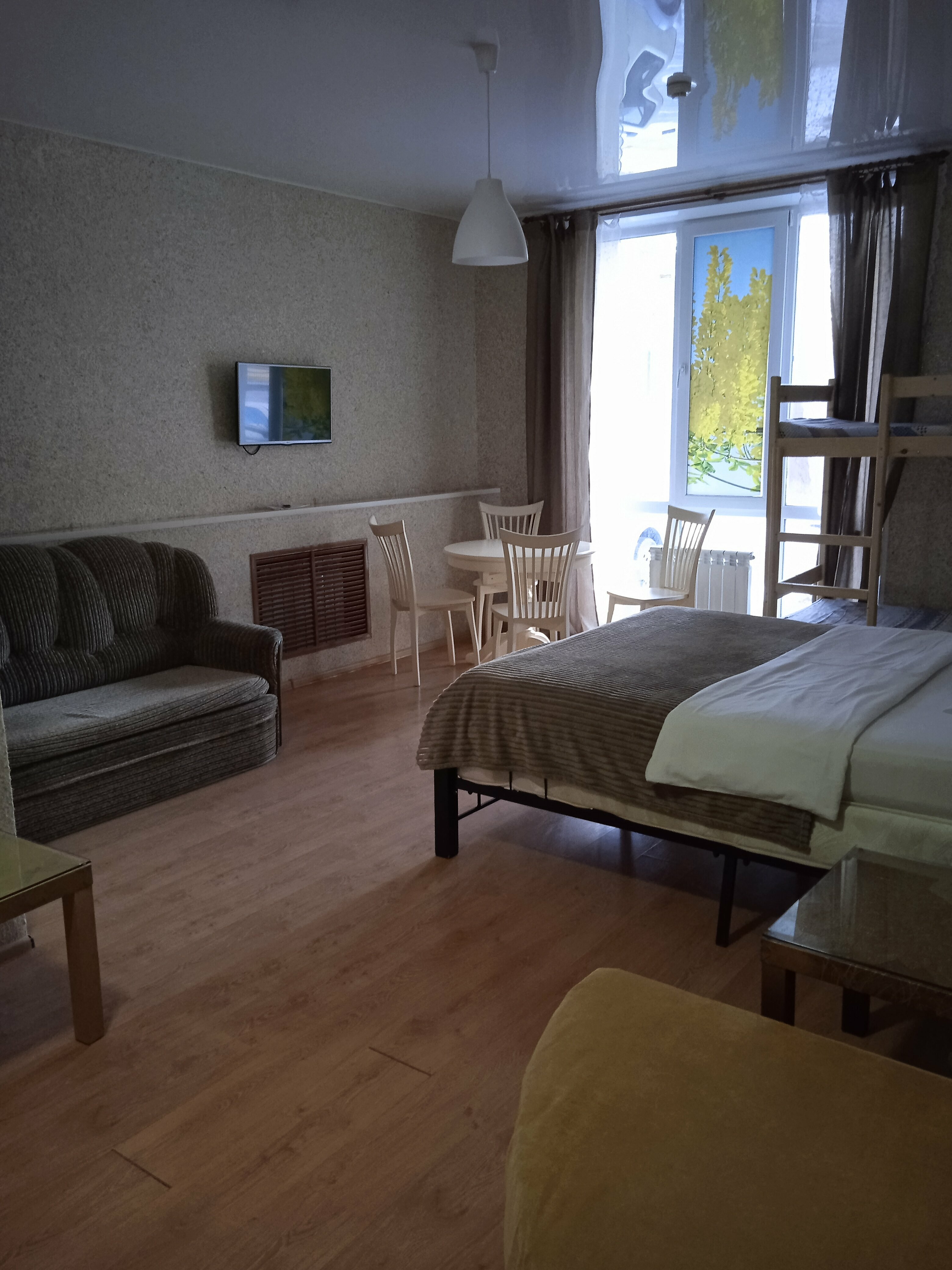 Cемейный номер с собственной ванной комнатой