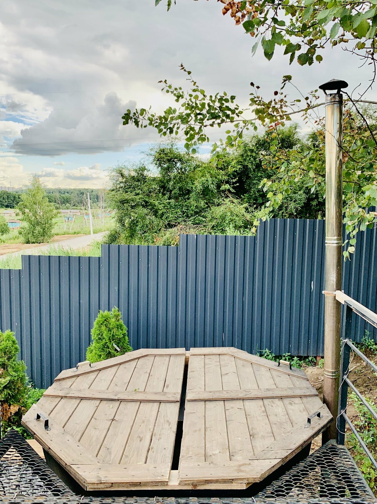 Дом с видом на озеро