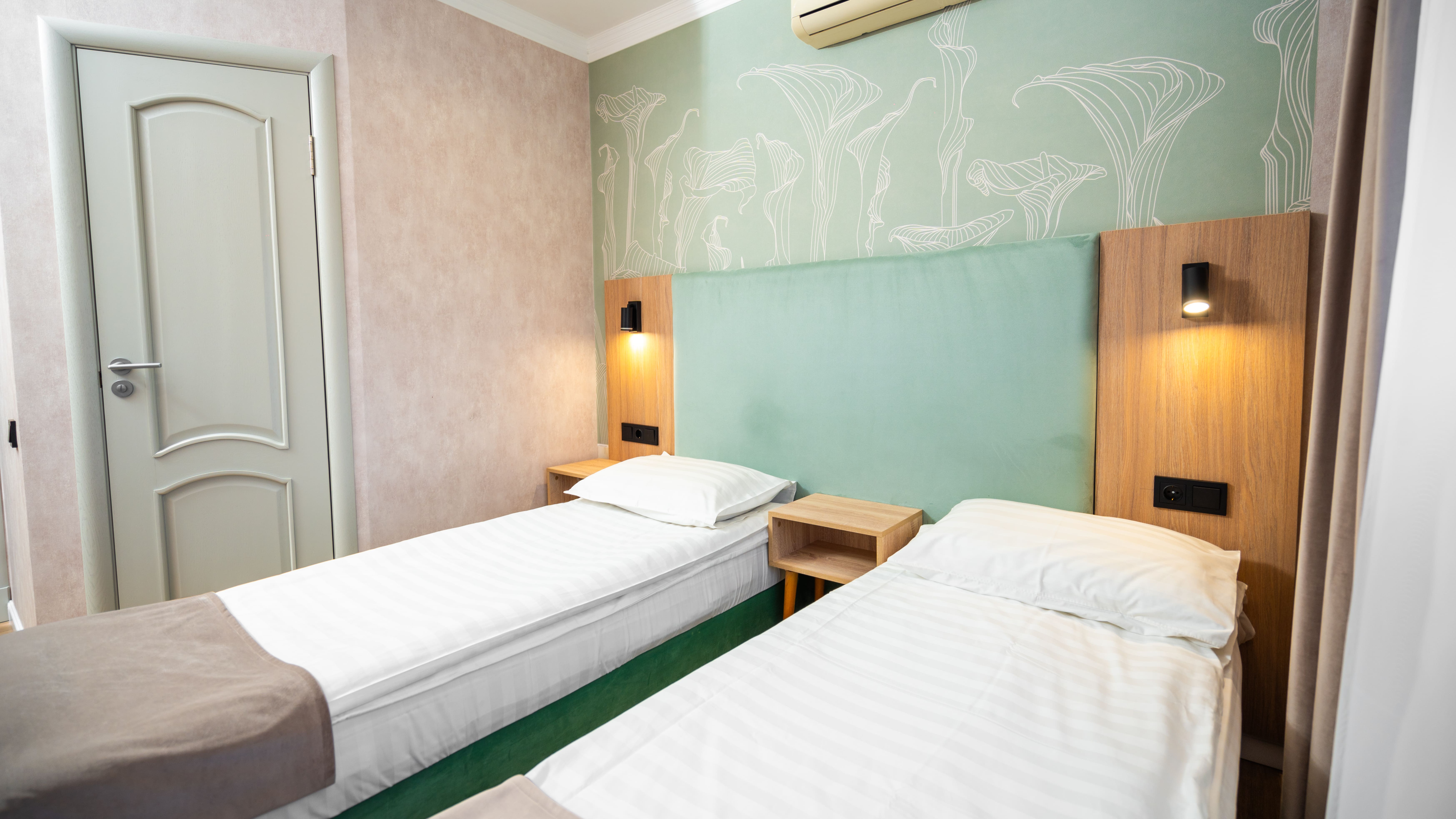 Стандартный двухместный номер с 1 кроватью или 2 отдельными кроватями и балконом