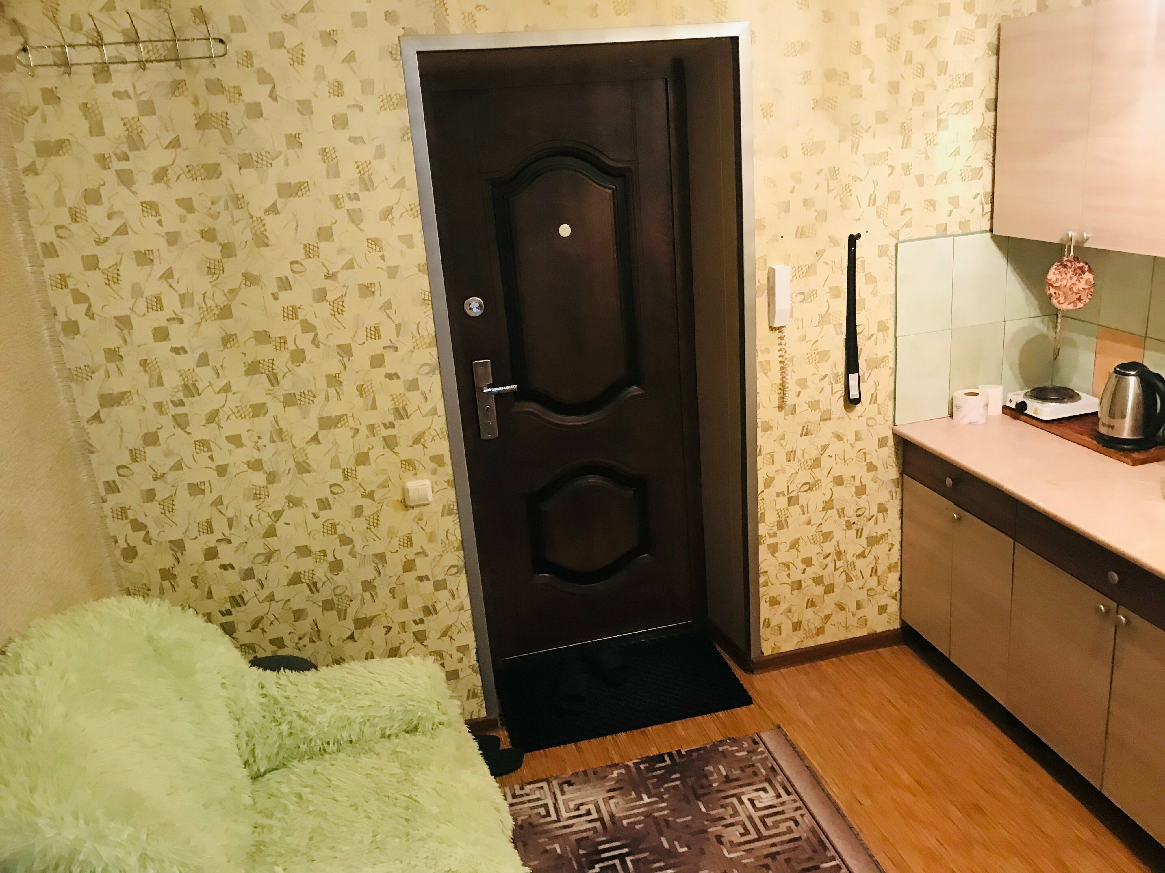 Четырехместный номер эконом-класса с общей ванной комнатой