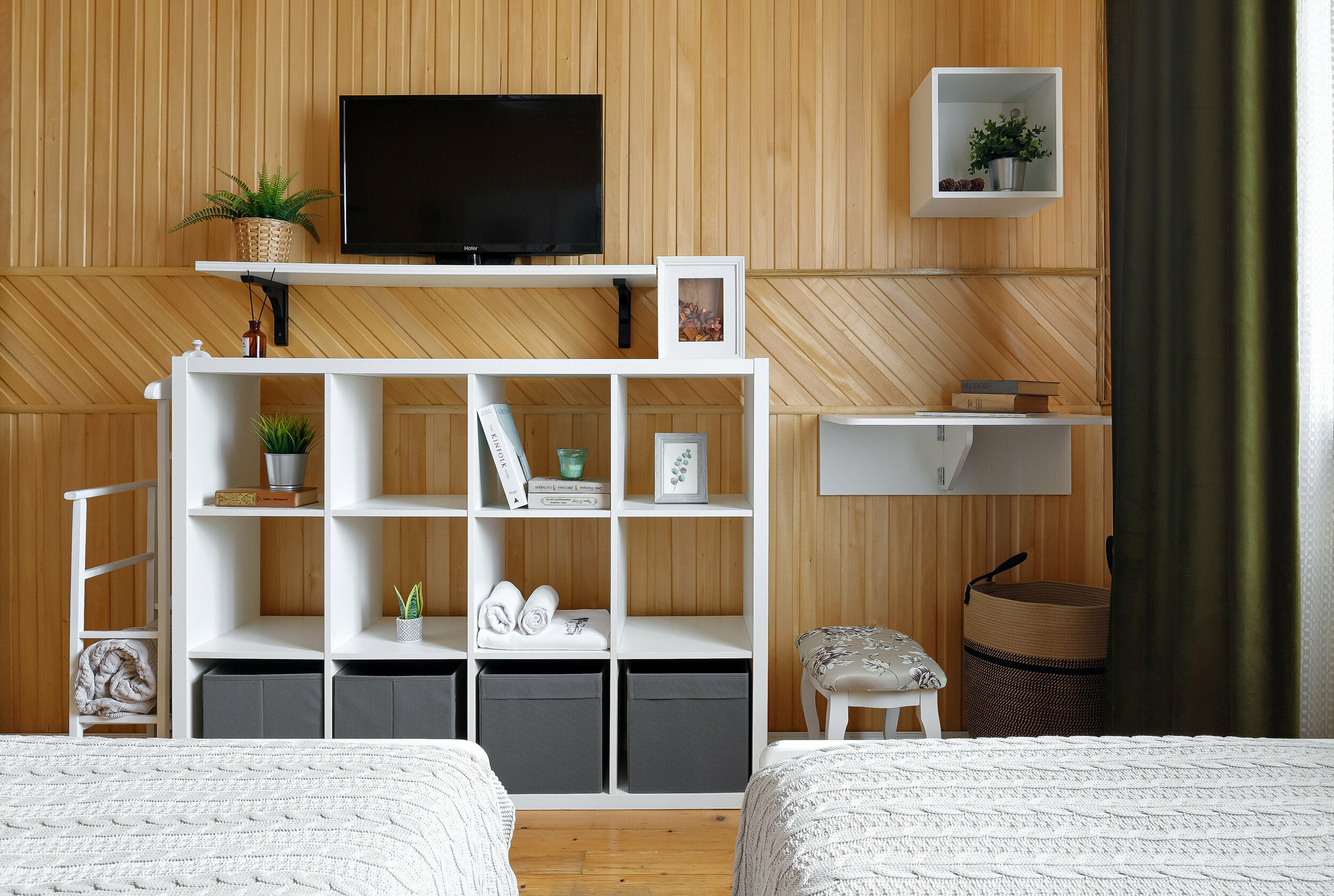 Трехместный номер «Комфорт» с душем