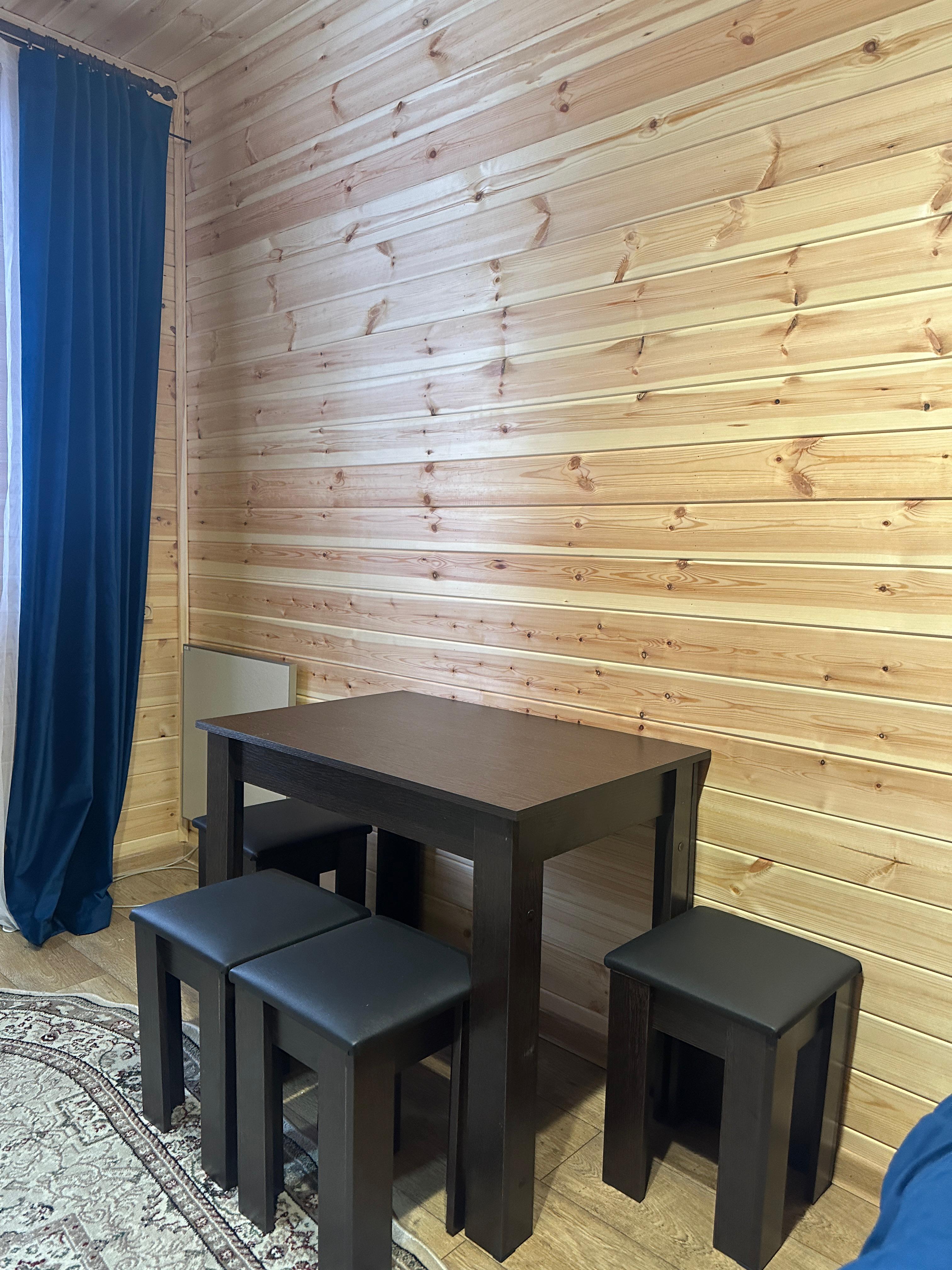 Коттедж с видом на лес