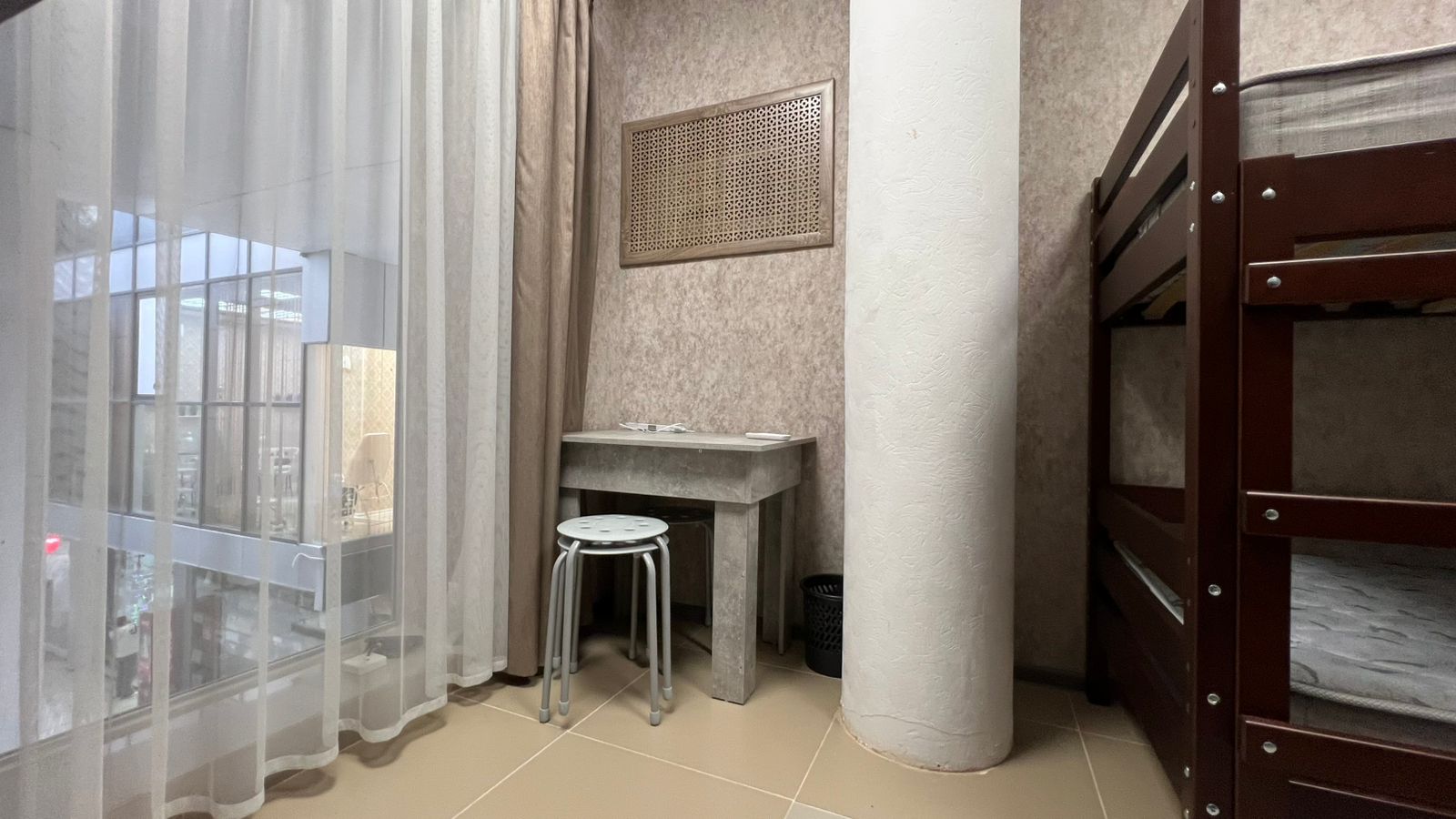 Двухуровневый четырехместный номер