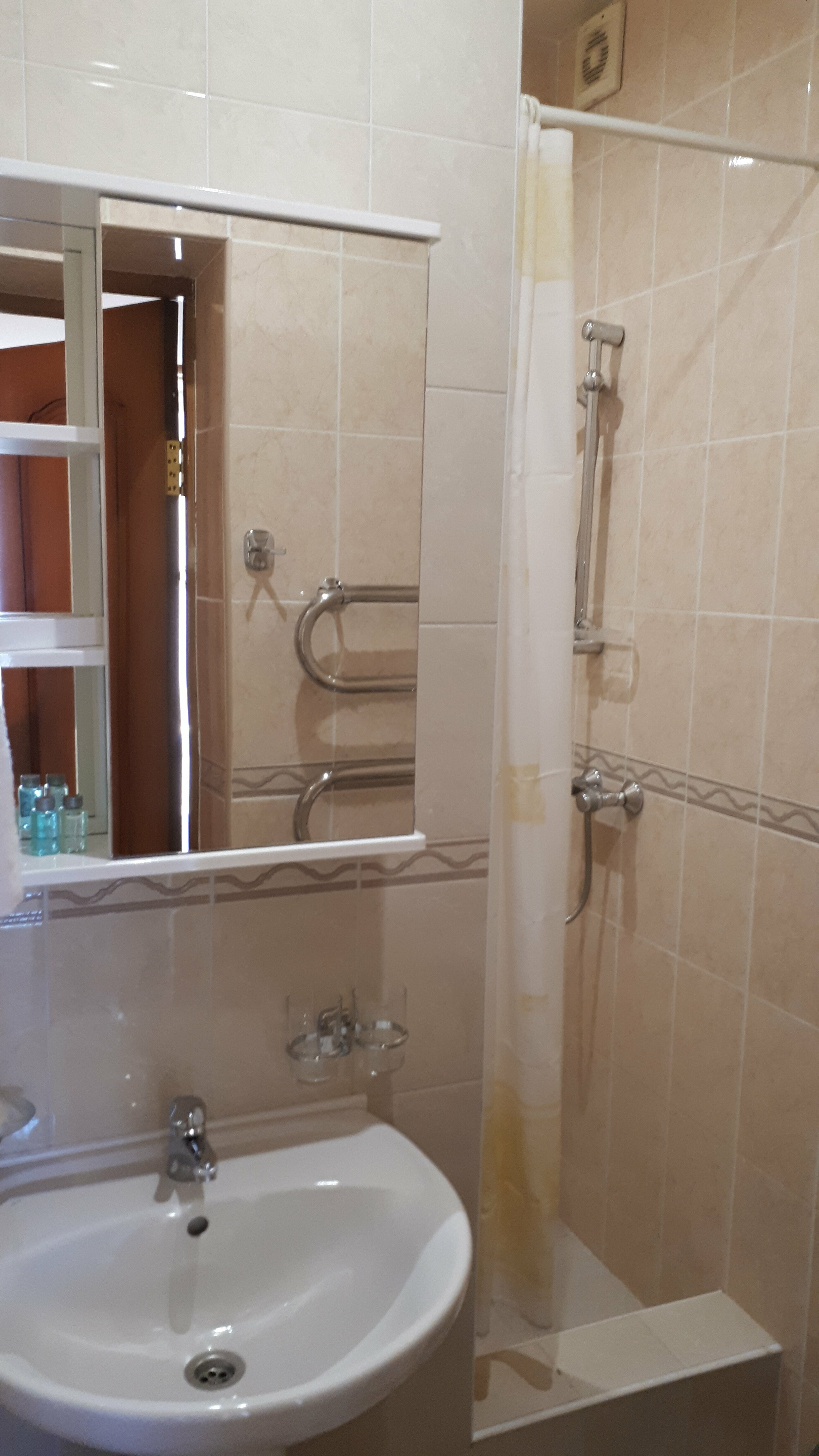 Улучшенный двухместный номер с 1 кроватью