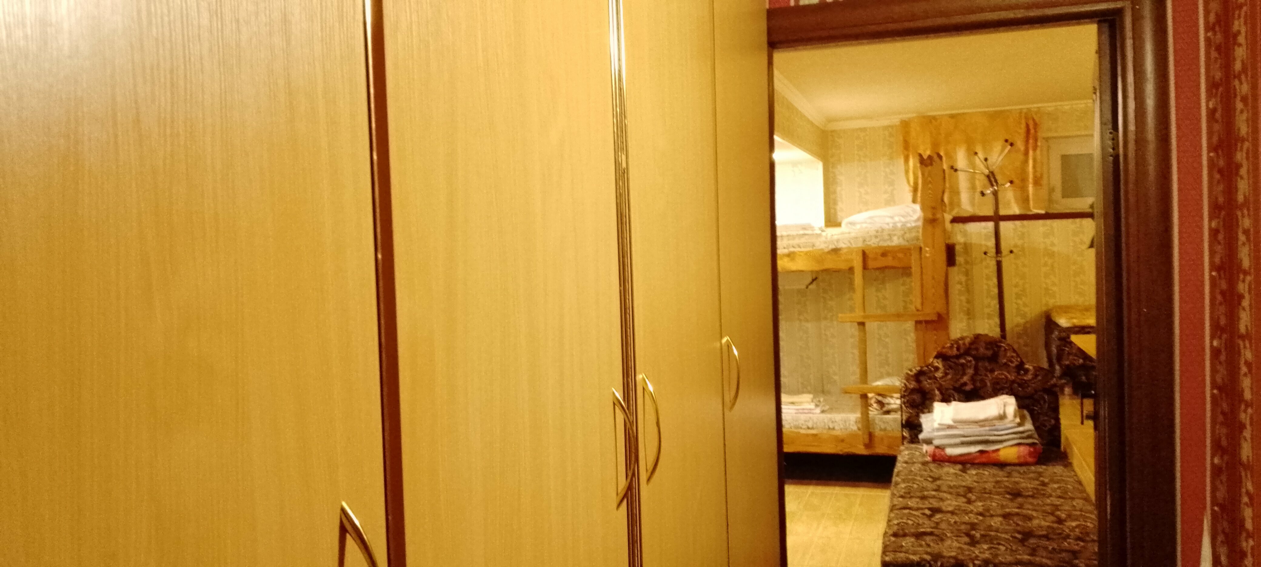 Кровать в общем 8-местном номере