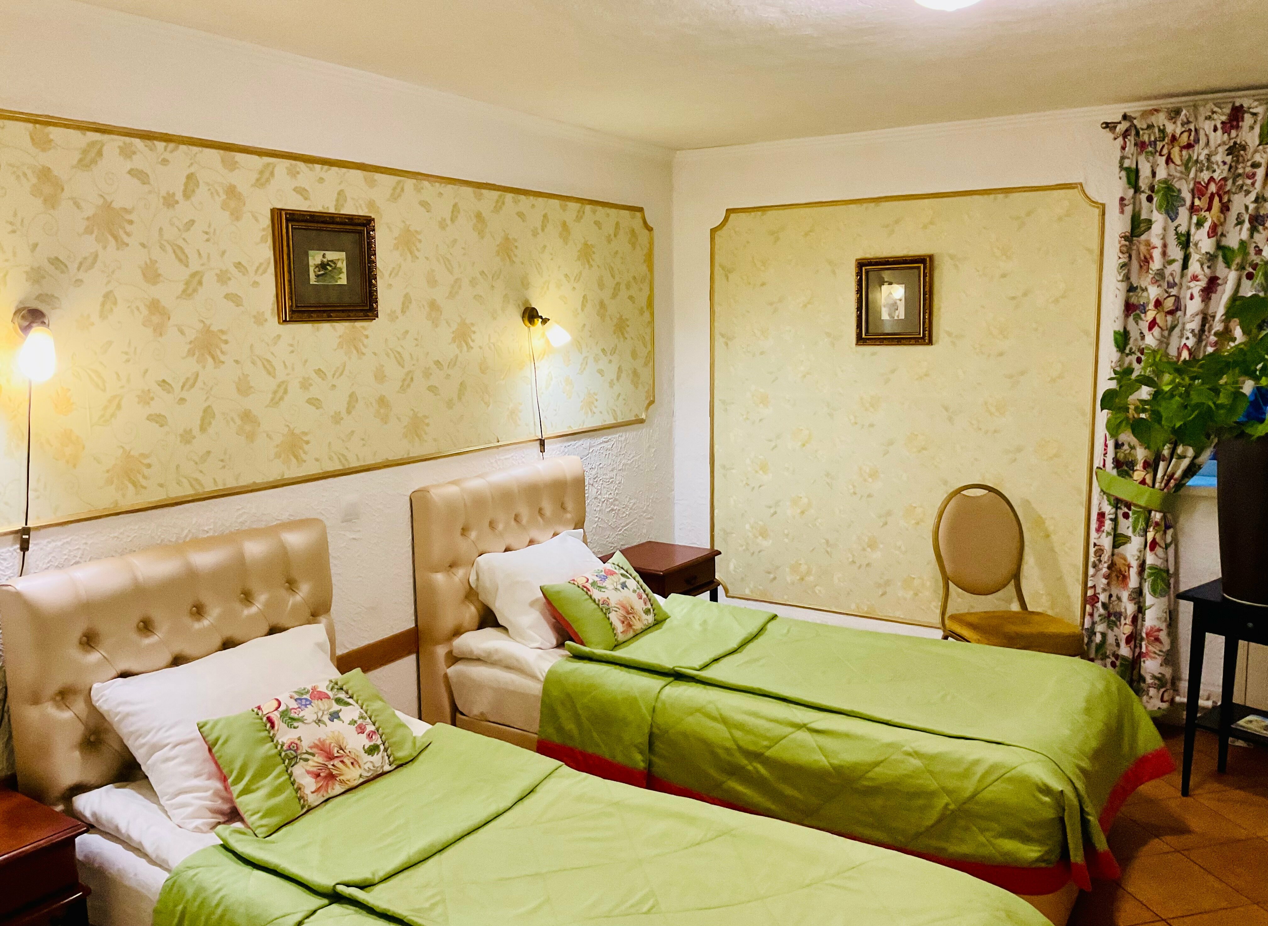 Двухместный номер с дополнительной кроватью